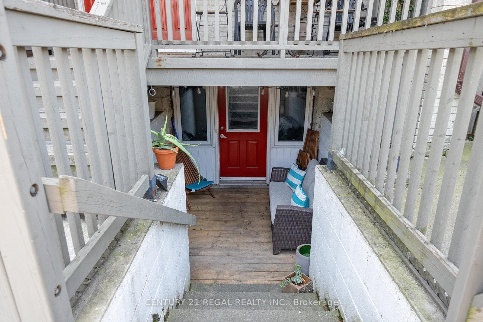 1117 Queen Street Unit Basemnt photo 9