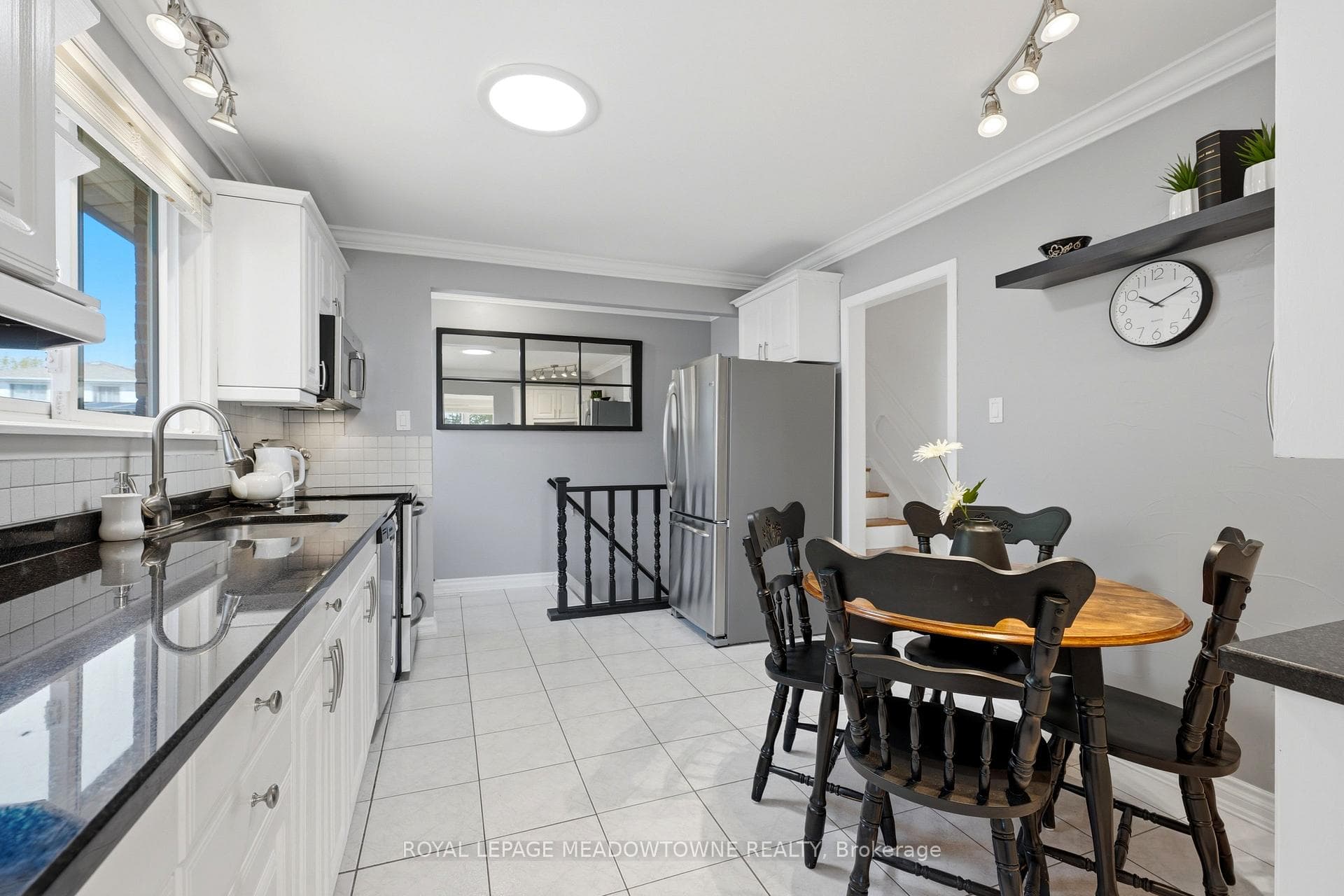 12 Heather Court photo 11