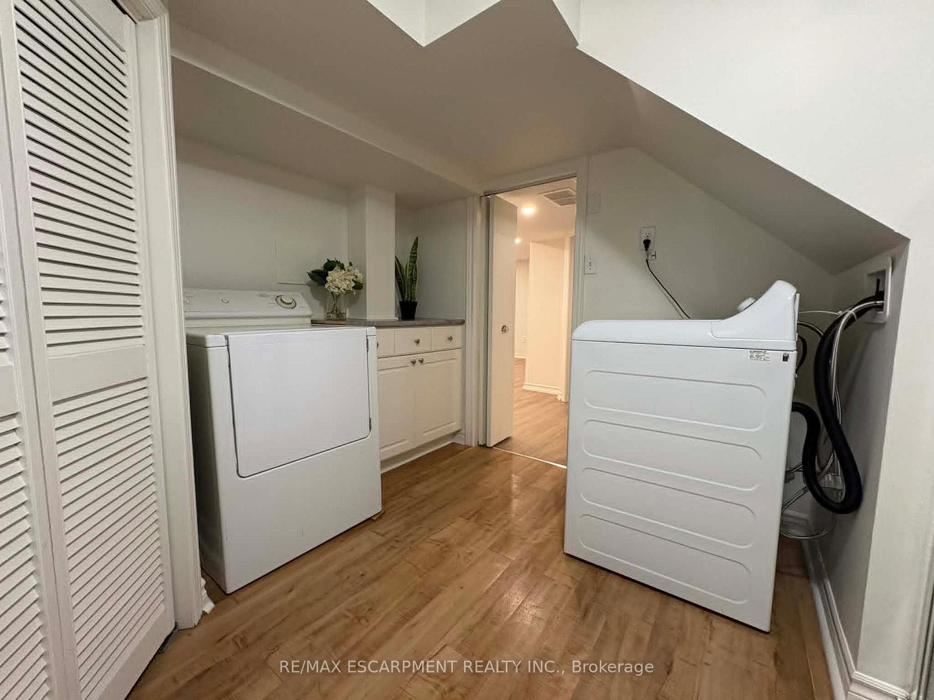 29 East 41st Street Unit Lower photo 12