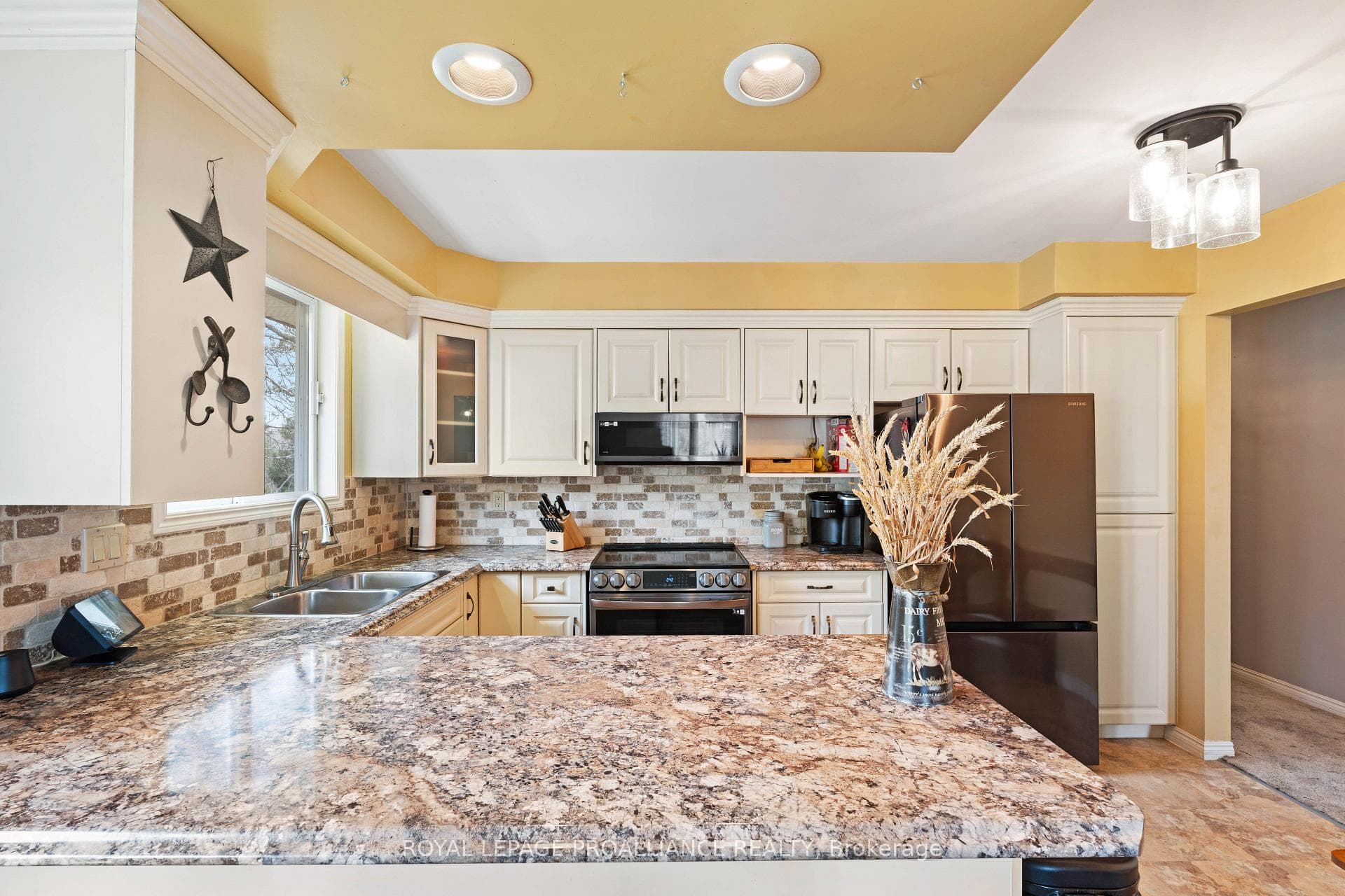 298 Harmony Road photo 12