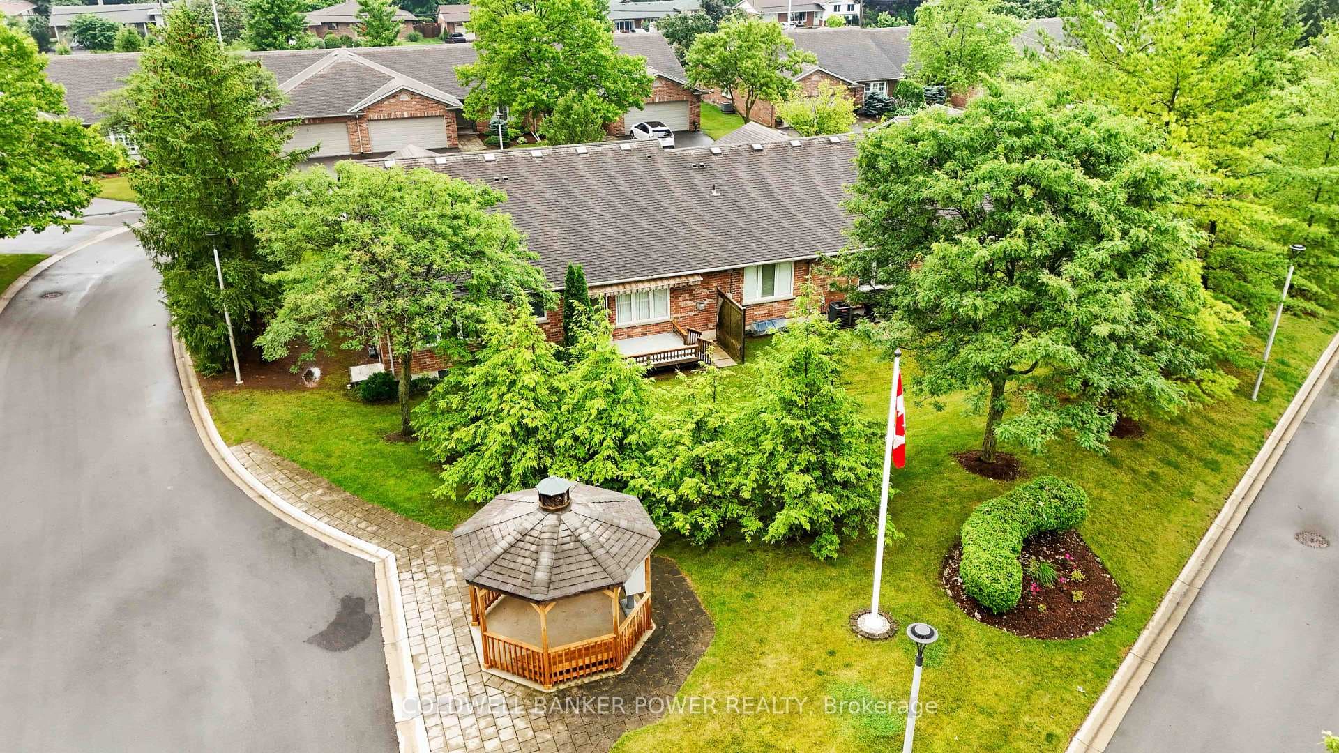 1755 Louise Boulevard Unit 29 photo 39