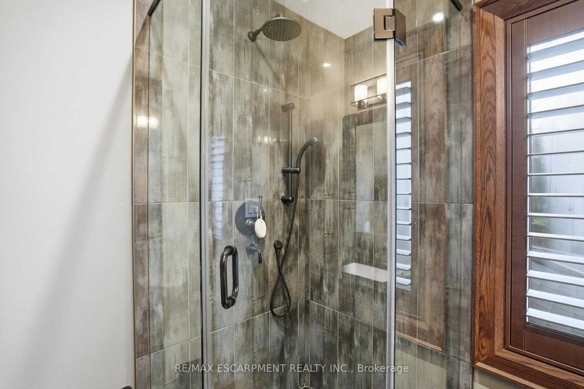 630 Kedleston Way photo 33