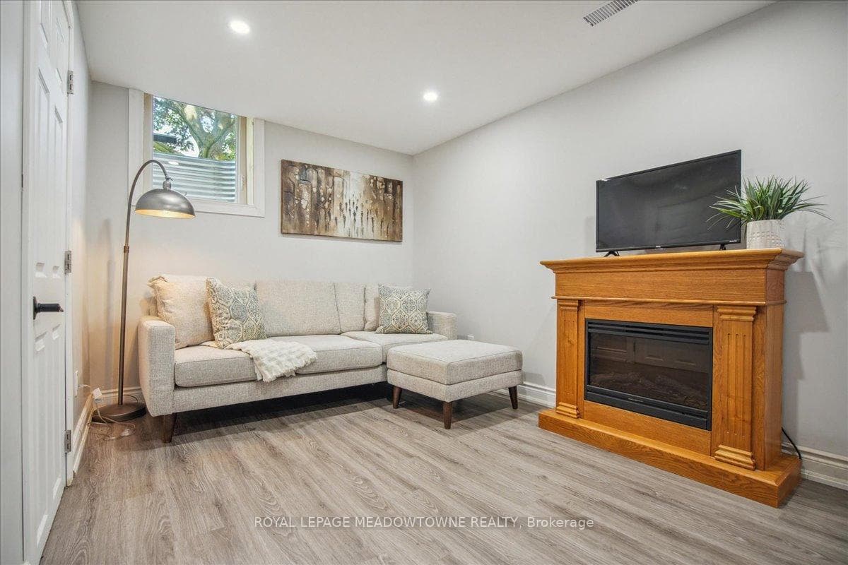 781 Graham Bell Court photo 26