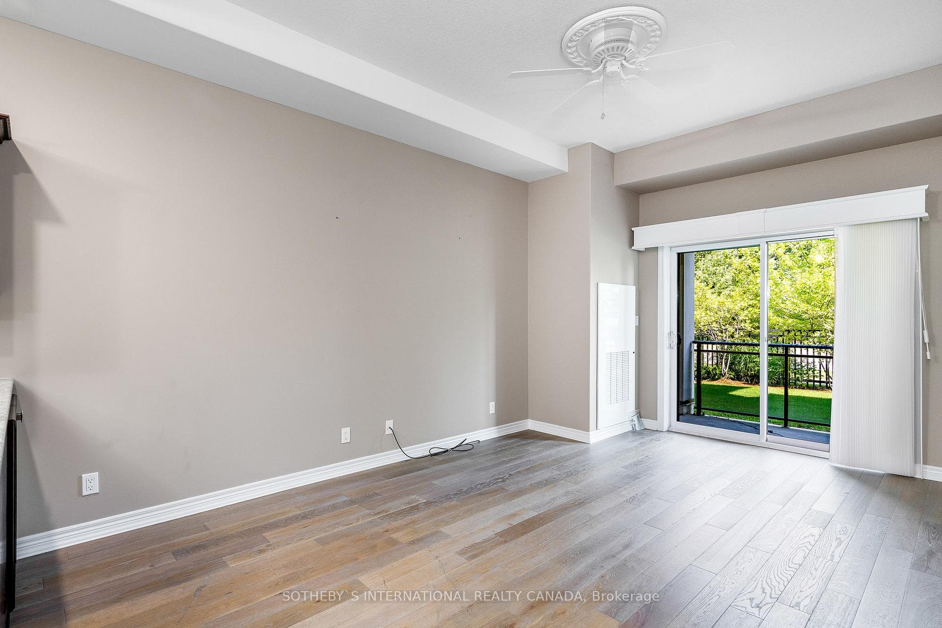 1 Chamberlain Crescent Unit 106 photo 11