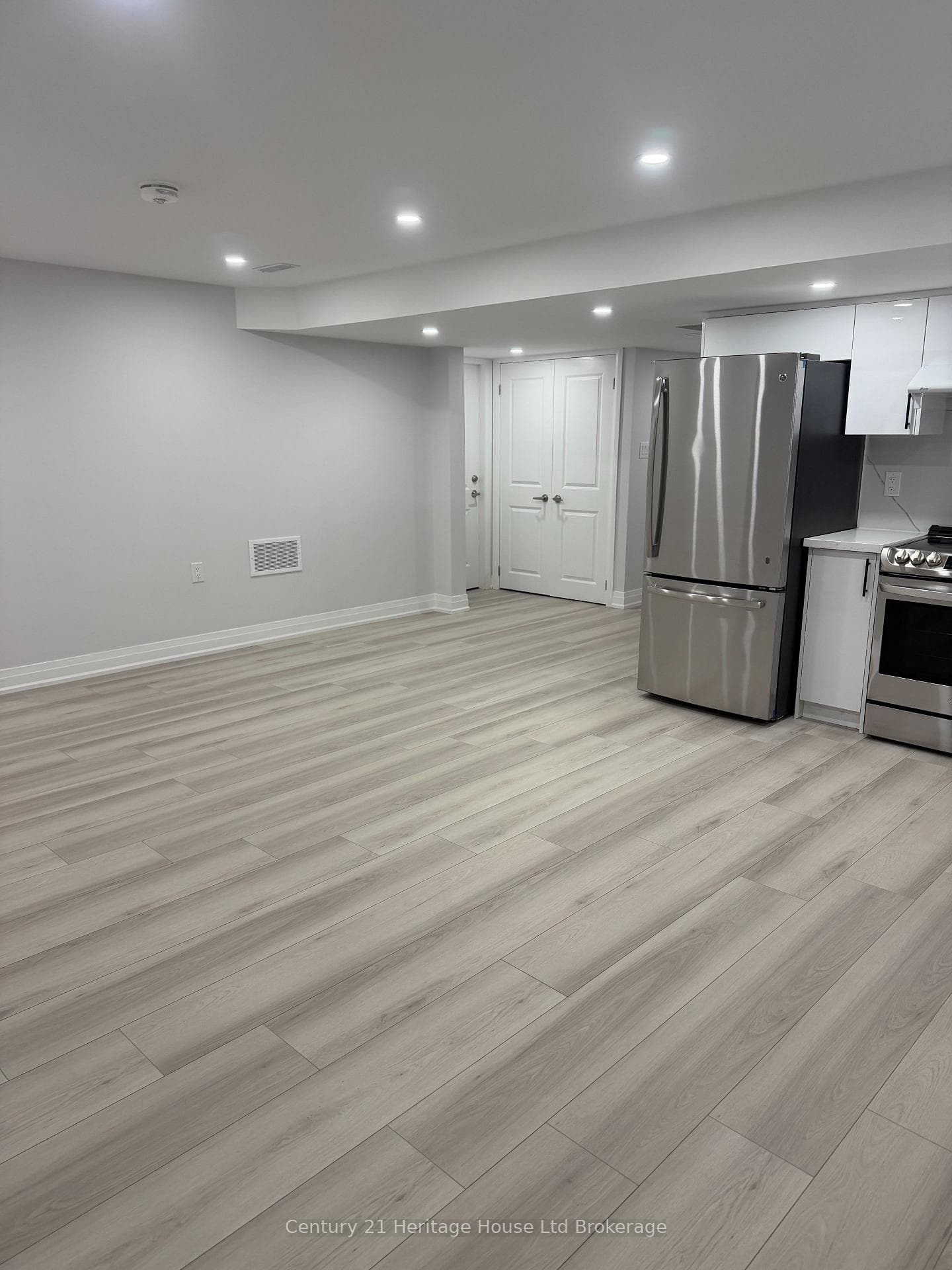 55 Hollingshead Road Unit Basement photo 12