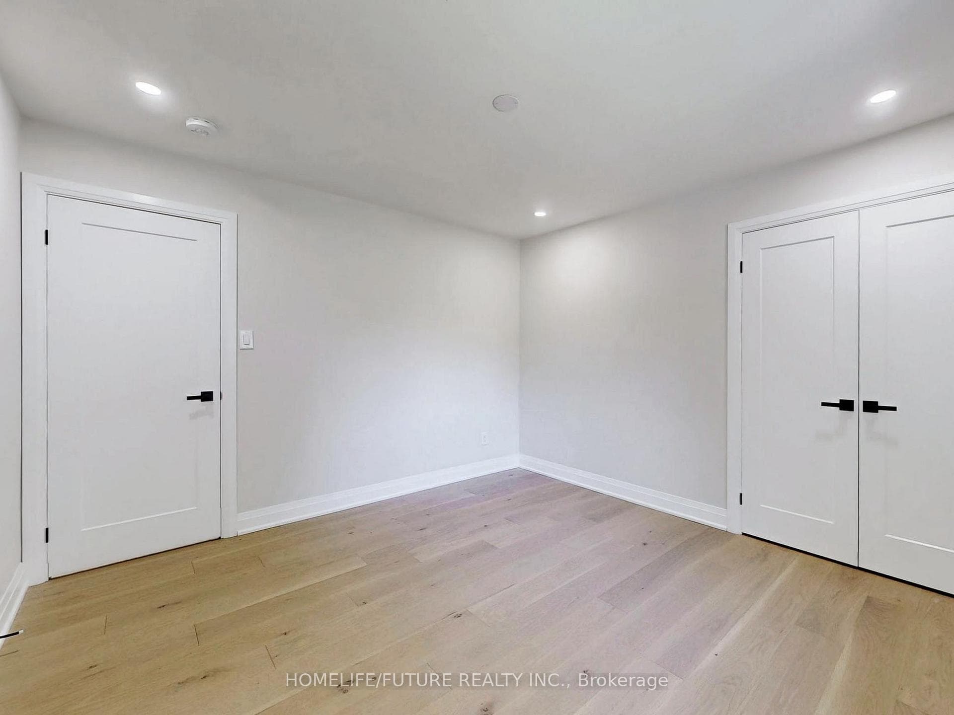 474 Taunton Road photo 17
