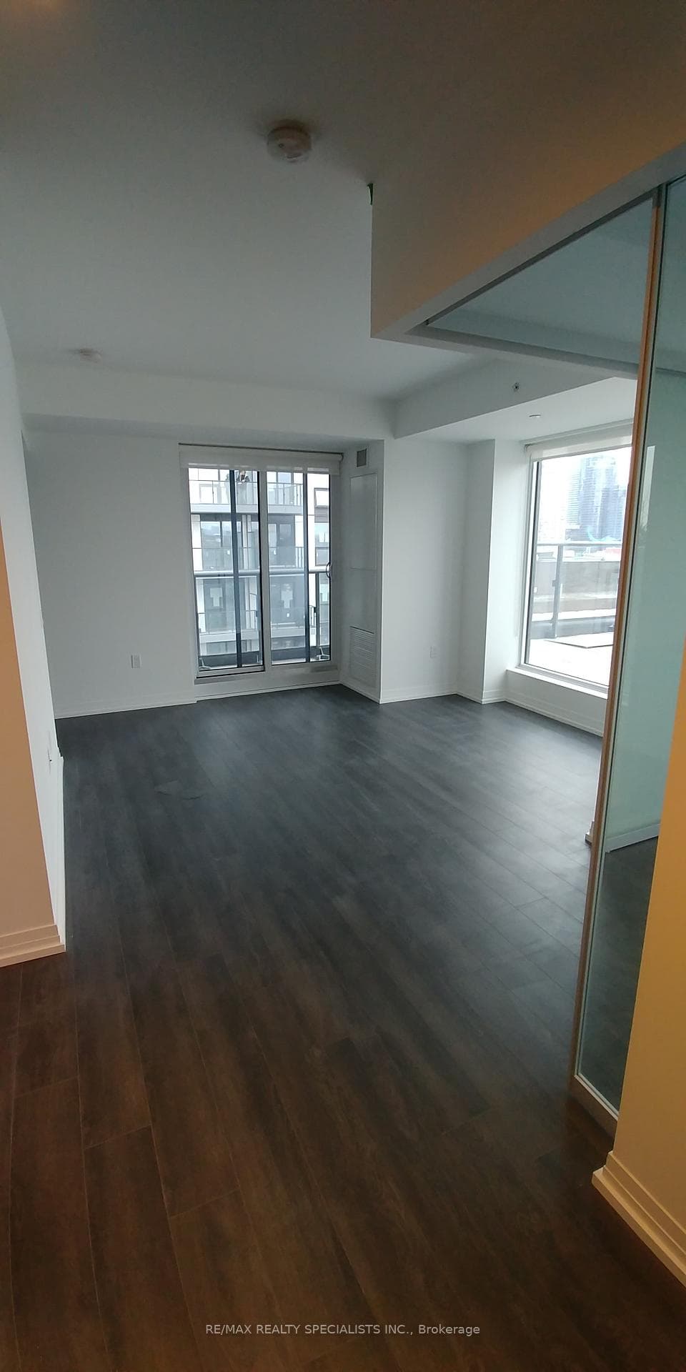 251 Jarvis Street Unit 1806 photo 5