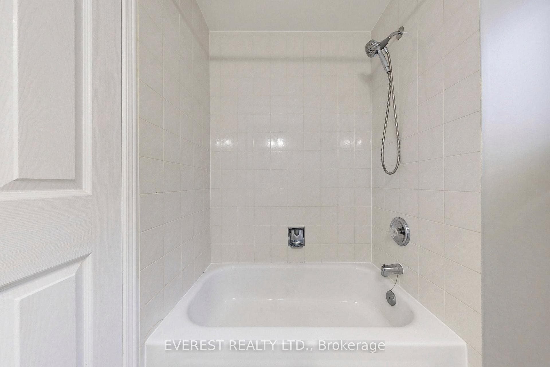 1323 Andover Drive photo 40