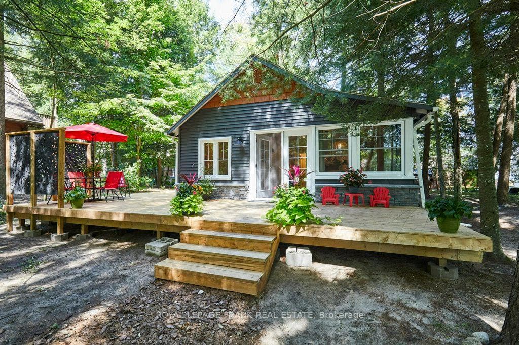 14 Thunder Bay Lane photo 1