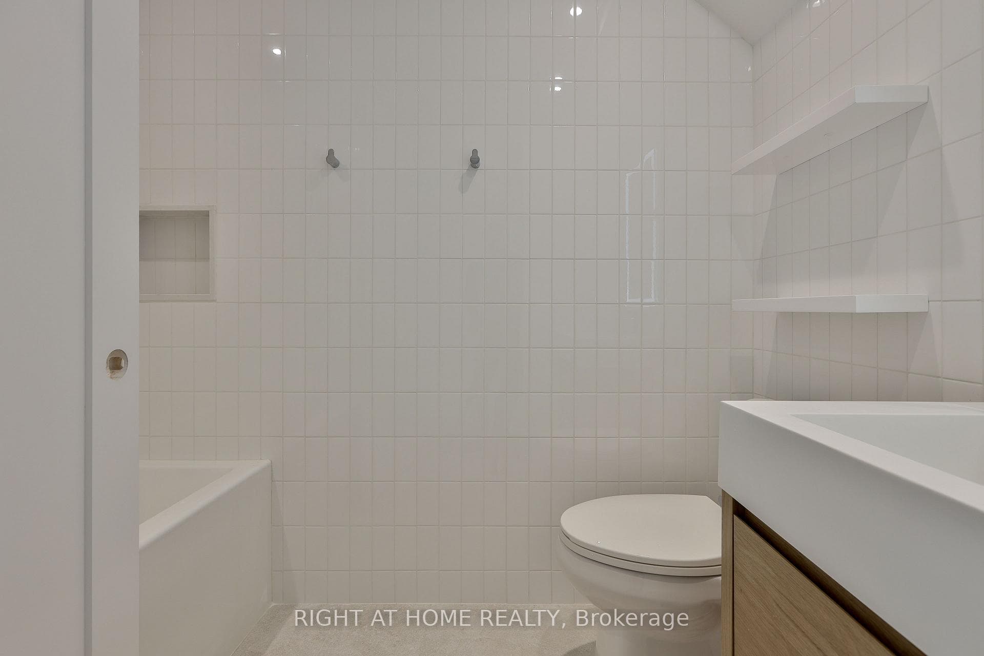 266 Indian Grove Unit 2 photo 9