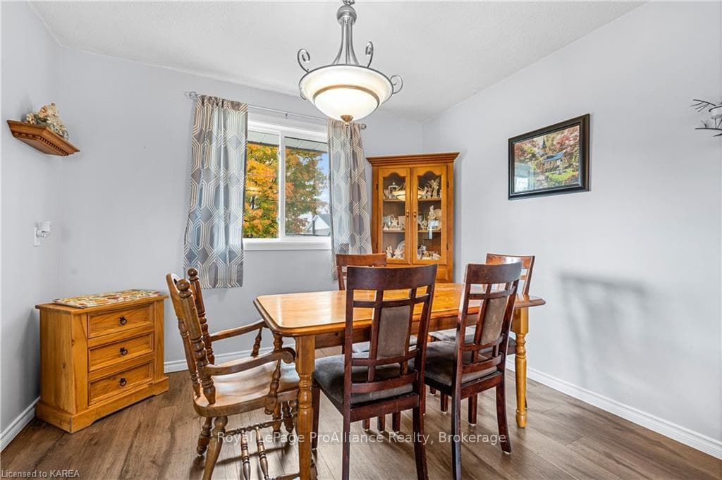 67 BRISCOE Street photo 10