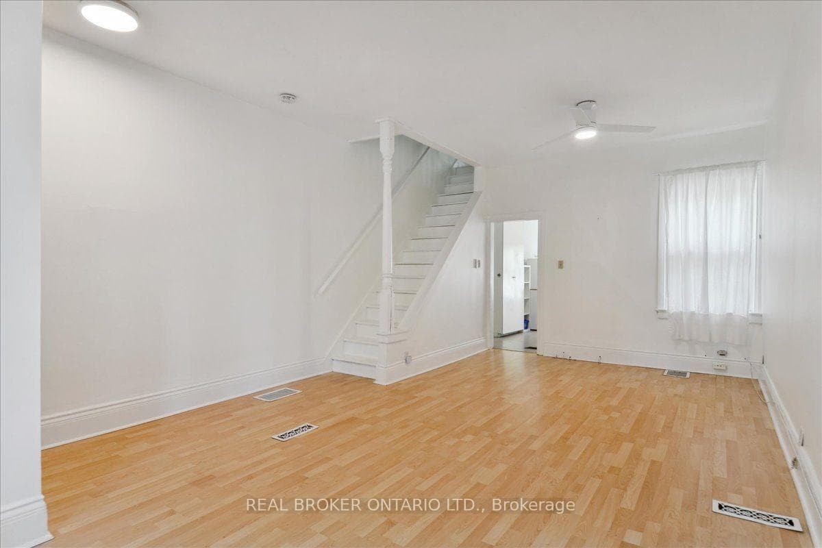 162 Jones Avenue photo 11