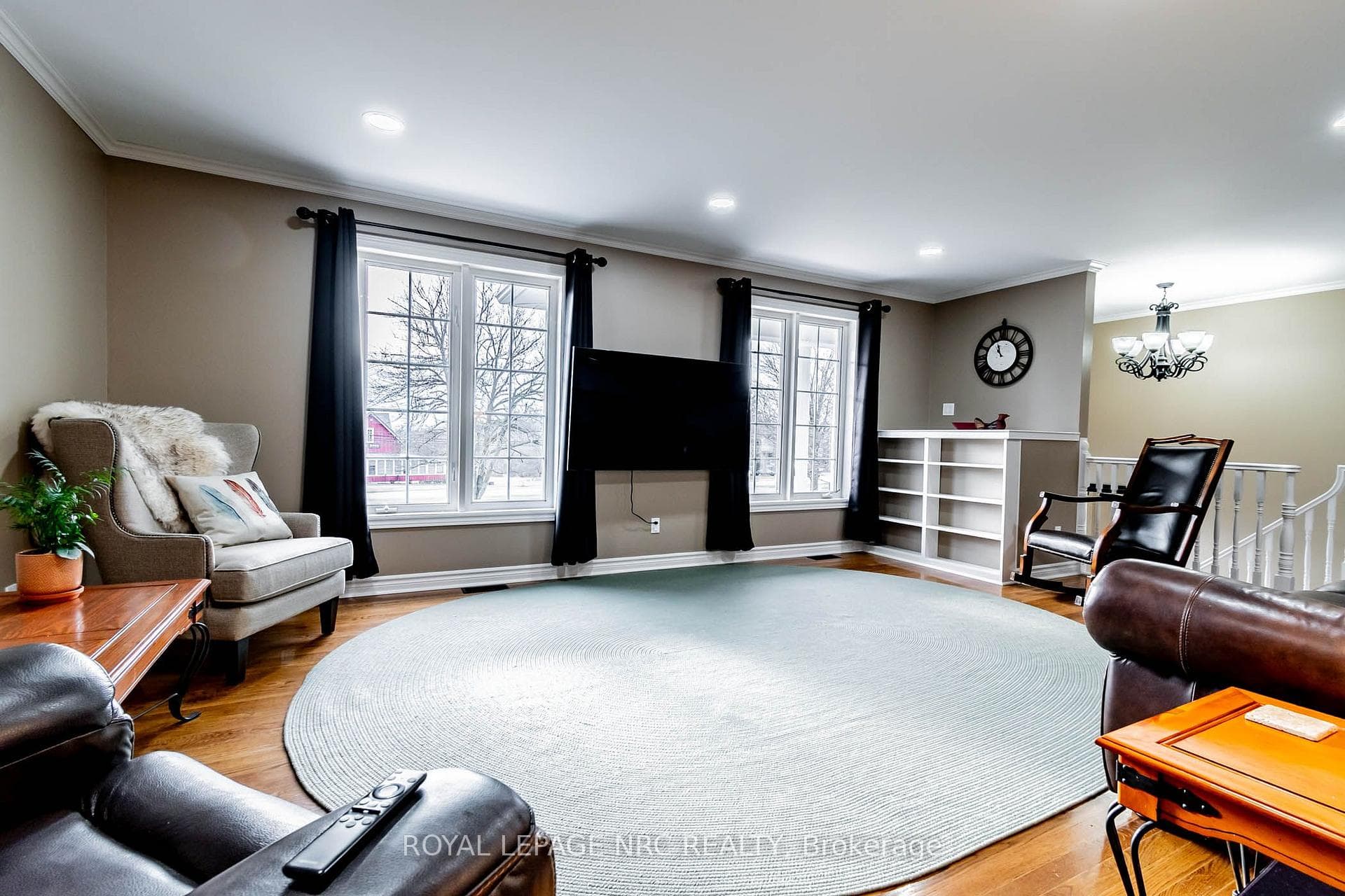 399 Canboro Road photo 12