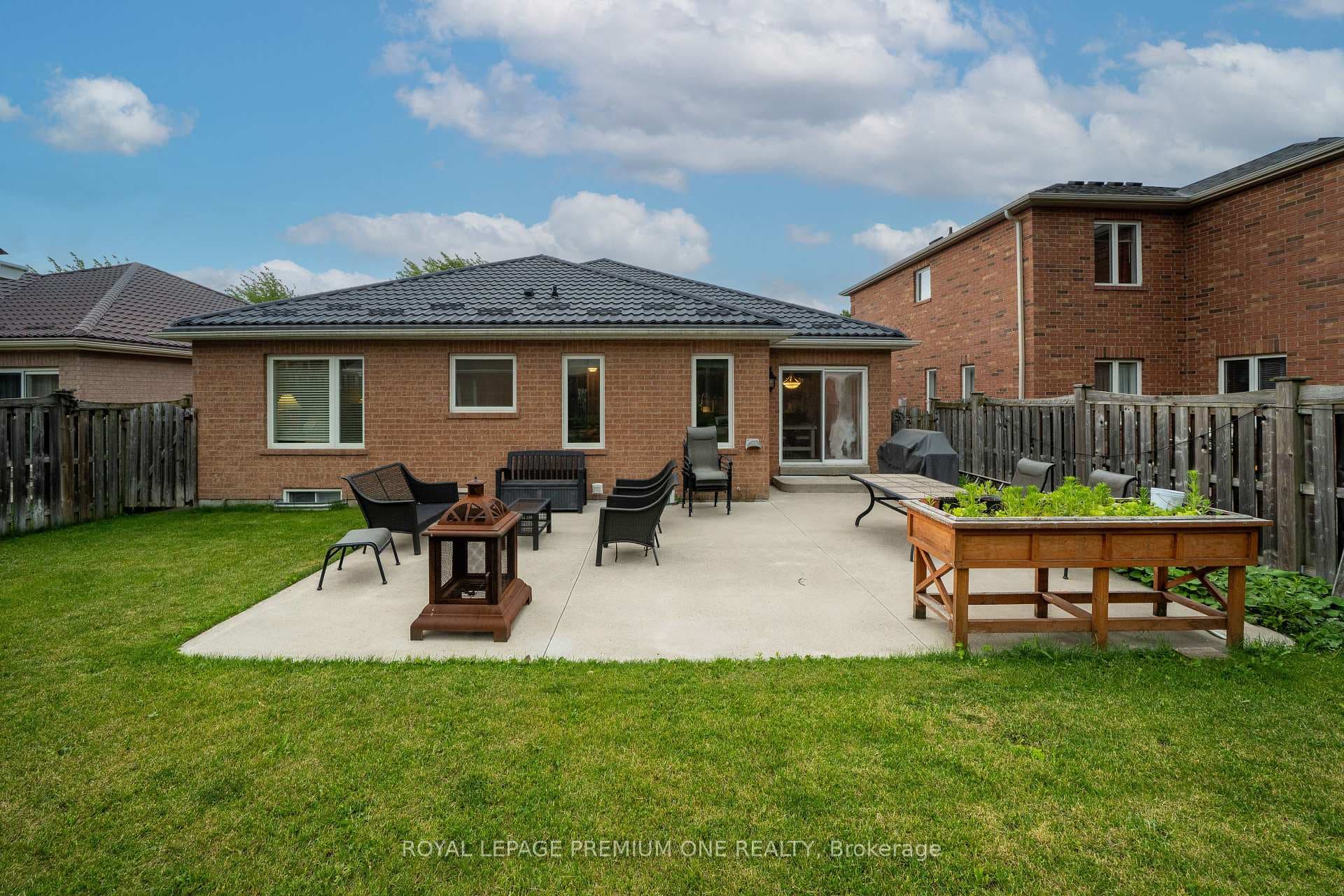 19 Taylor Court photo 25