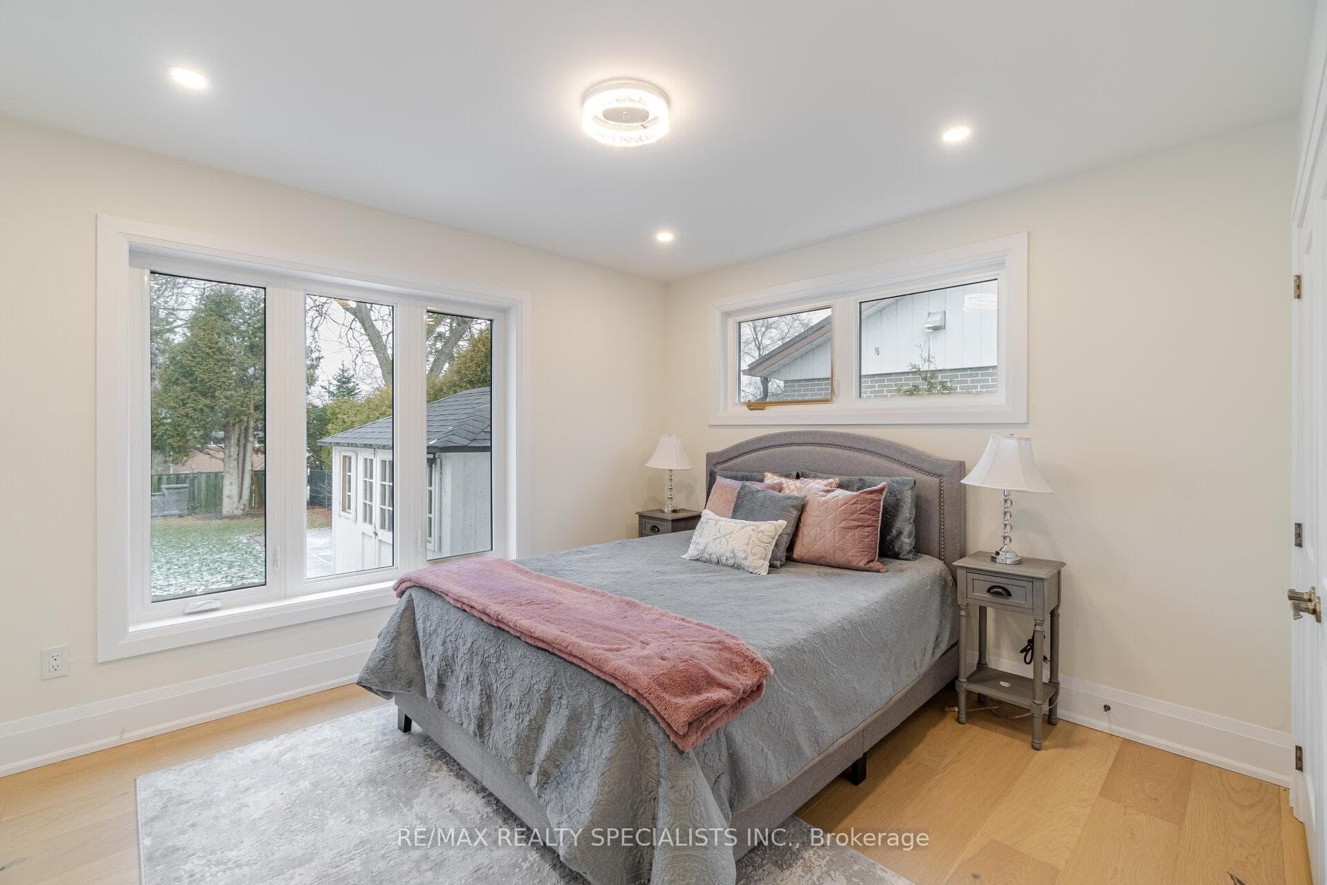 535 Sandbrook Road photo 15