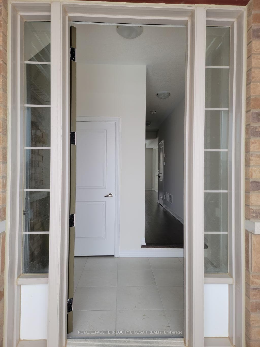 127 Broadacre Drive photo 4