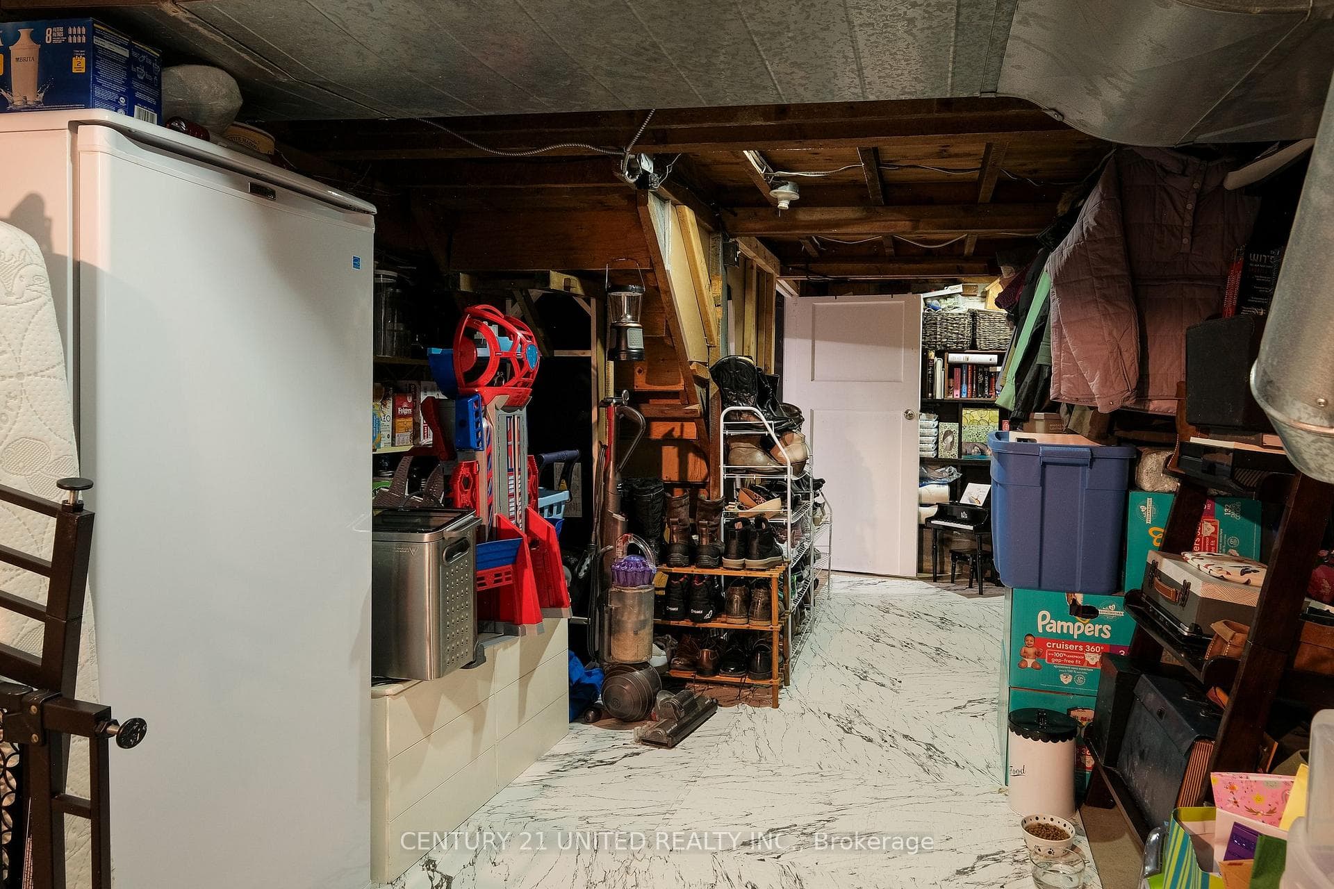 681 Park Street photo 41