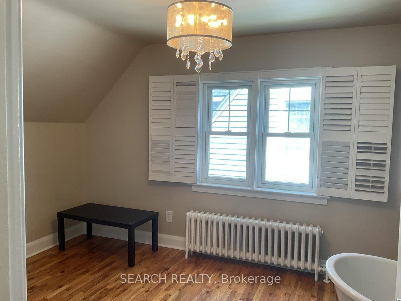 2nd floor Bath