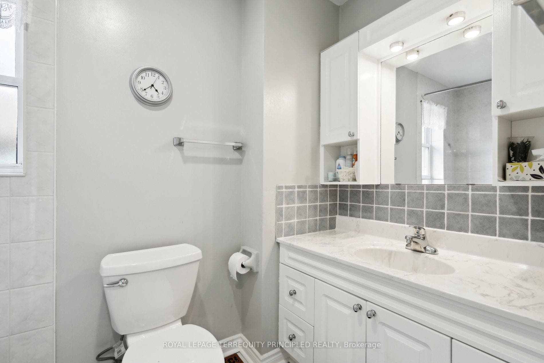 394 Princess Anne Court photo 21