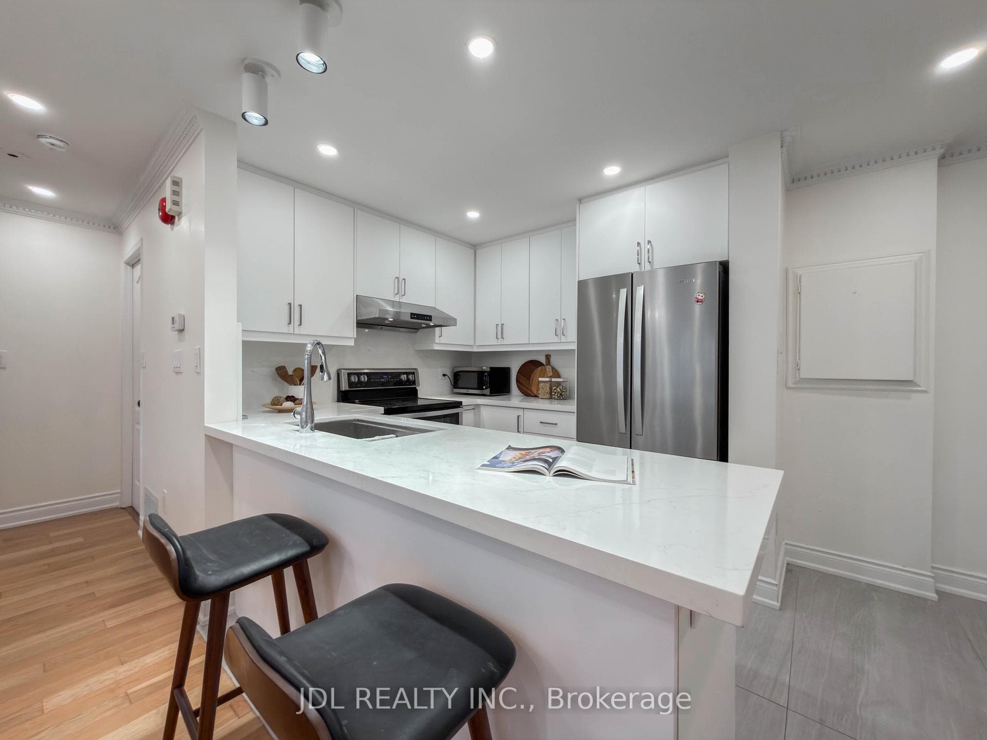 108 Finch Avenue Unit C17 photo 7