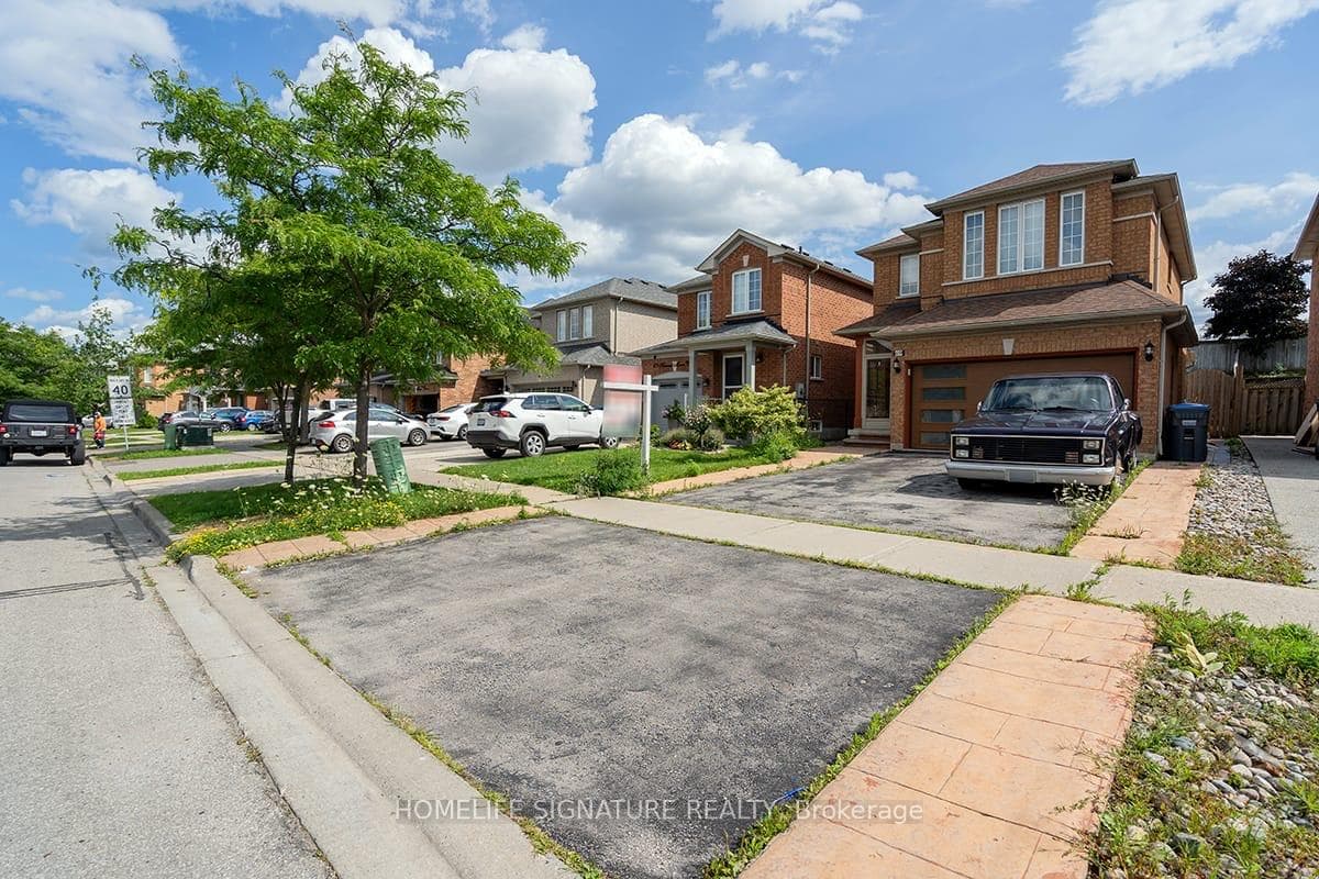 69 Harvestmoon Drive photo 2