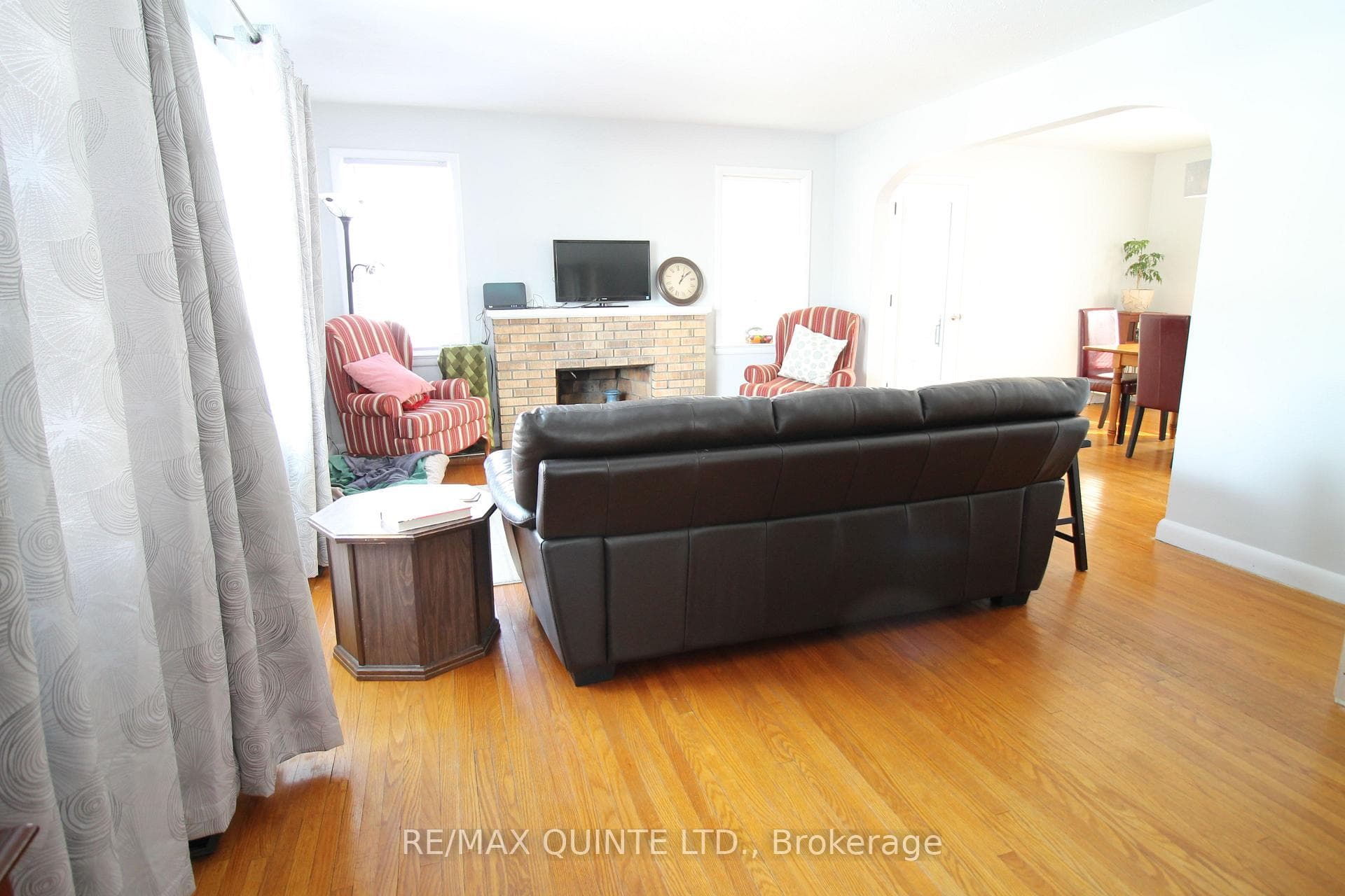 503 Bridge Street photo 7
