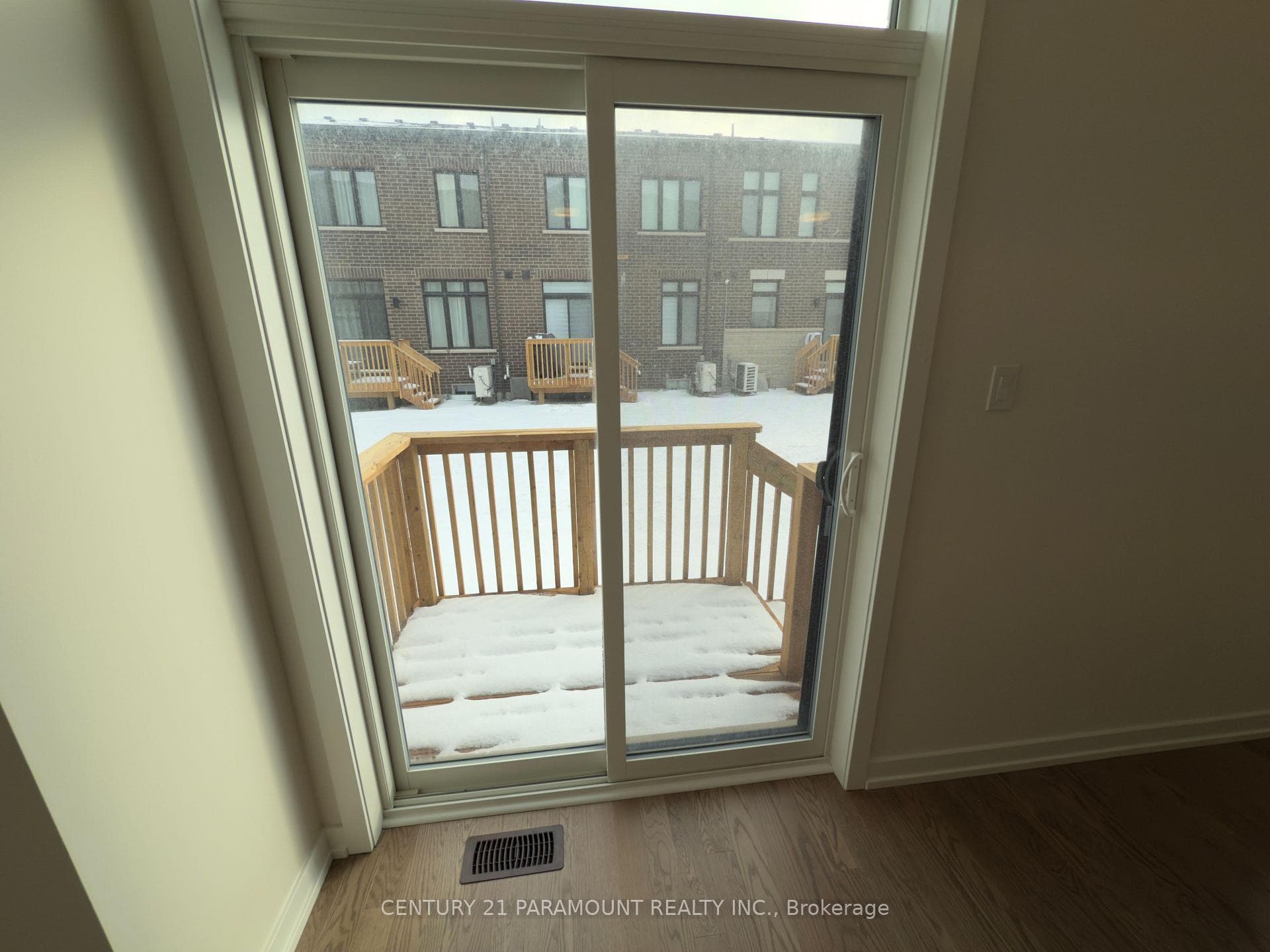 7 Singhampton Road photo 15