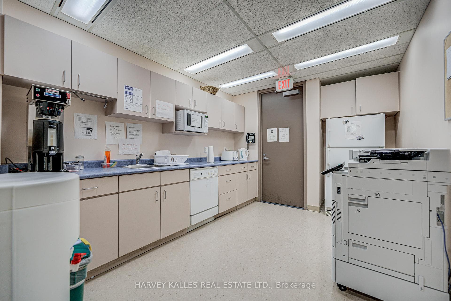 45 Sheppard Avenue Unit 920 photo 10