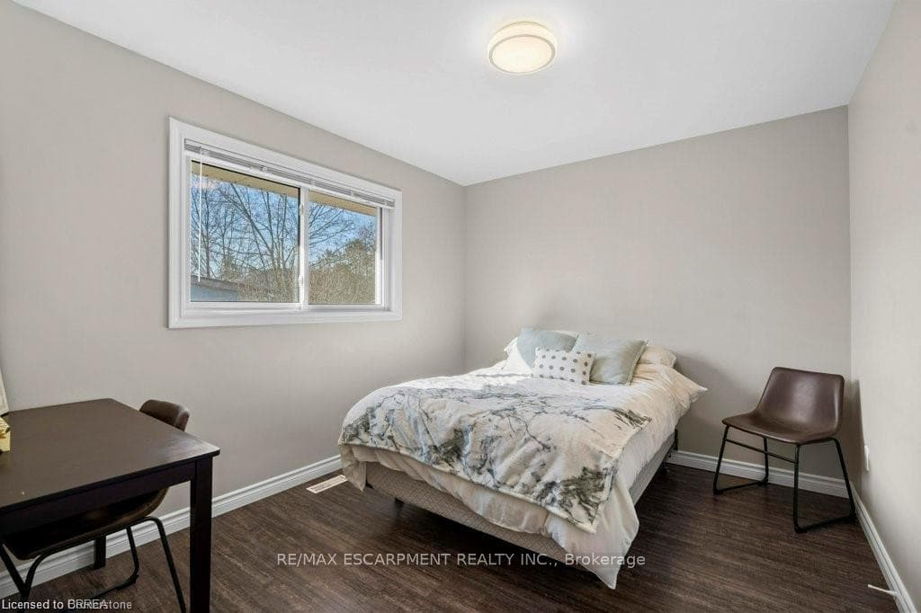 5 Hampton Street photo 18