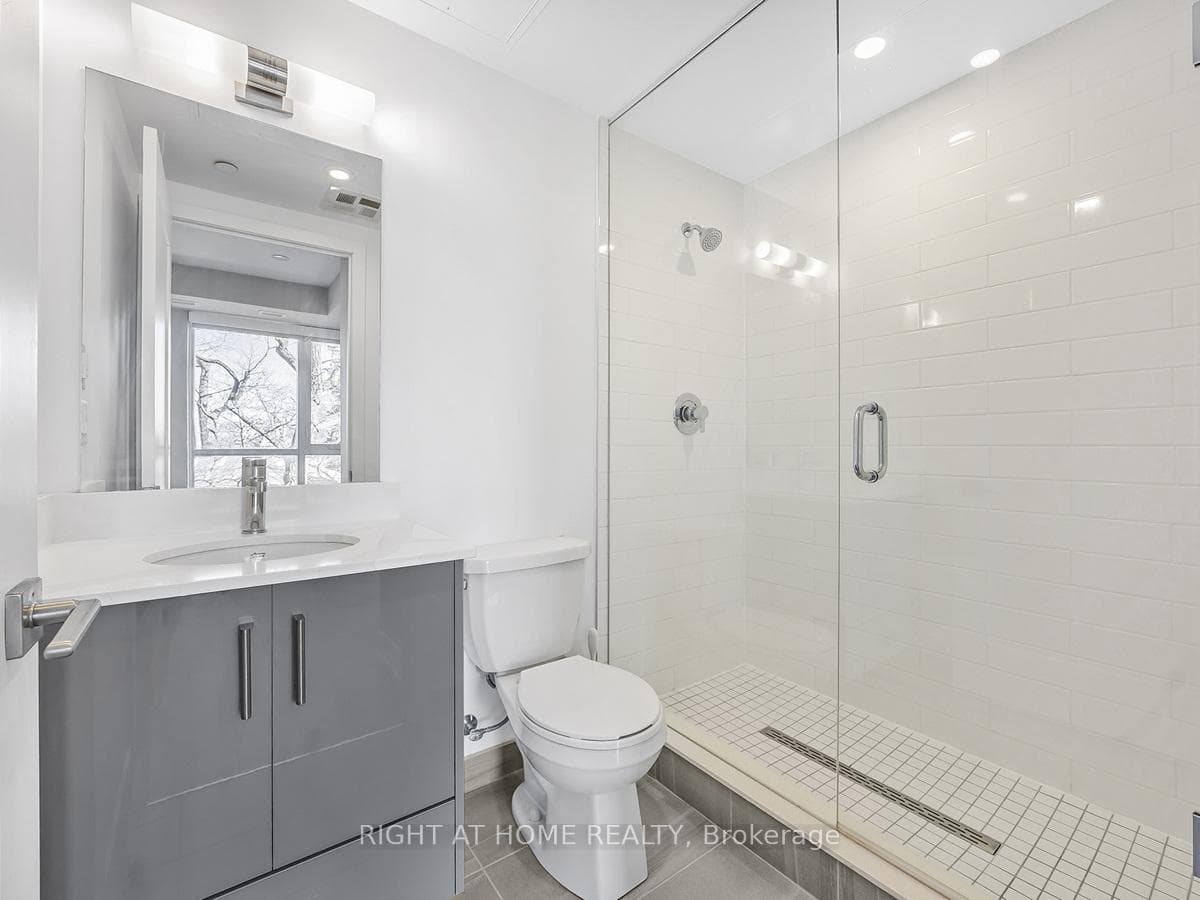 1316 Kingston Road Unit 302 photo 19
