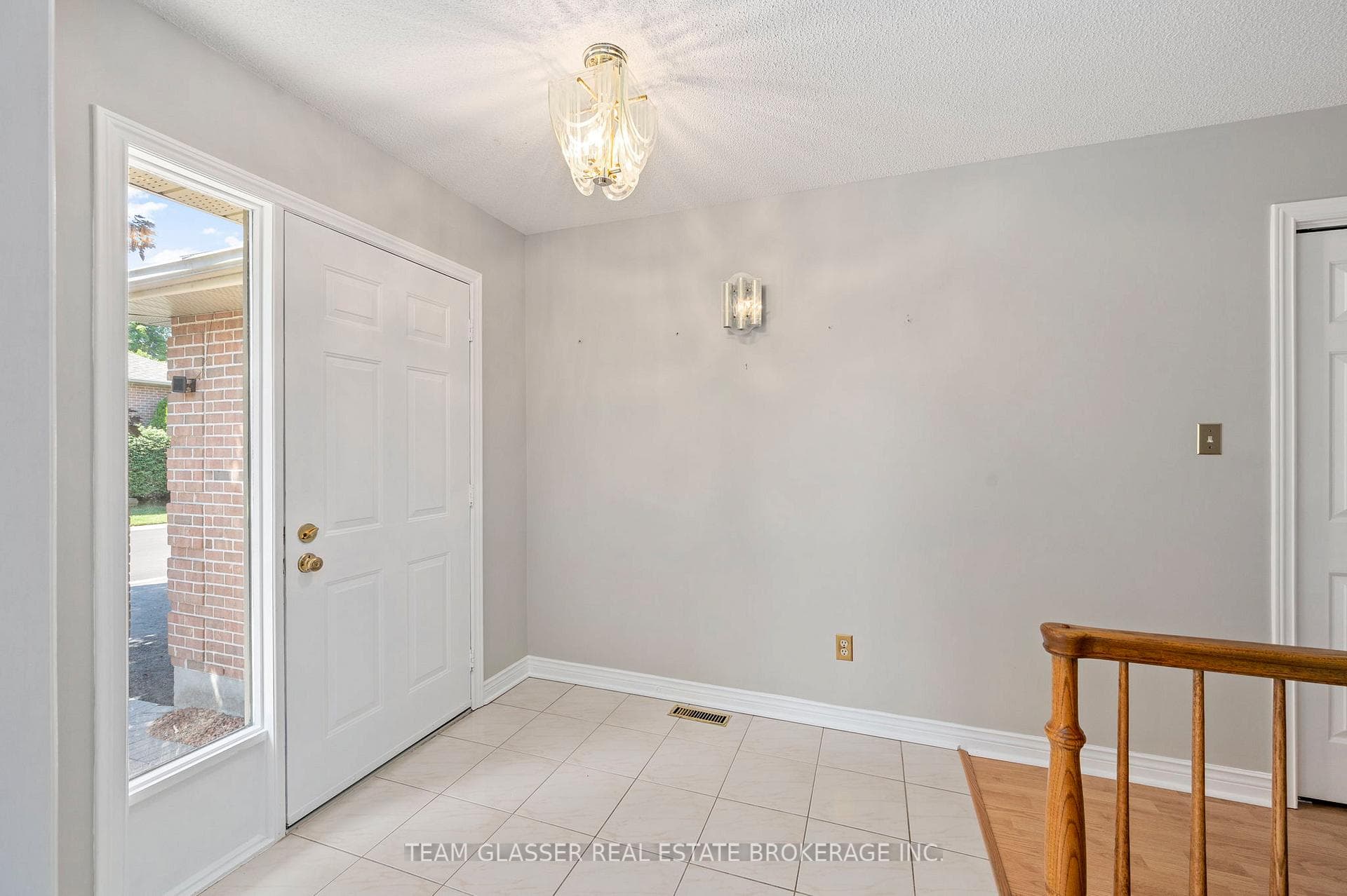 2 CADEAU Terrace Unit 17 photo 7