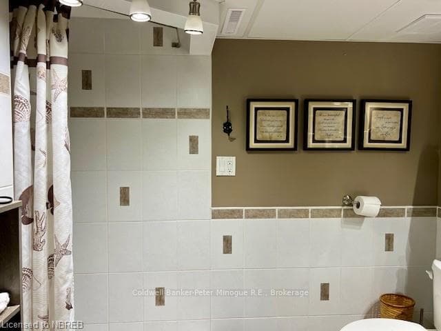 99 TWEEDSMUIR Drive photo 34