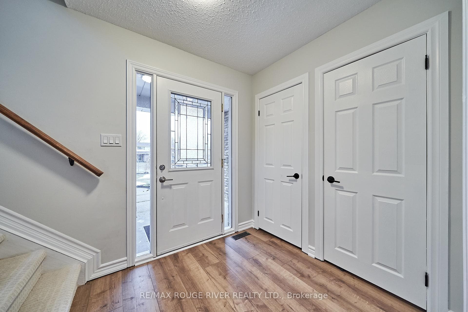 632 Balsam Crescent photo 2
