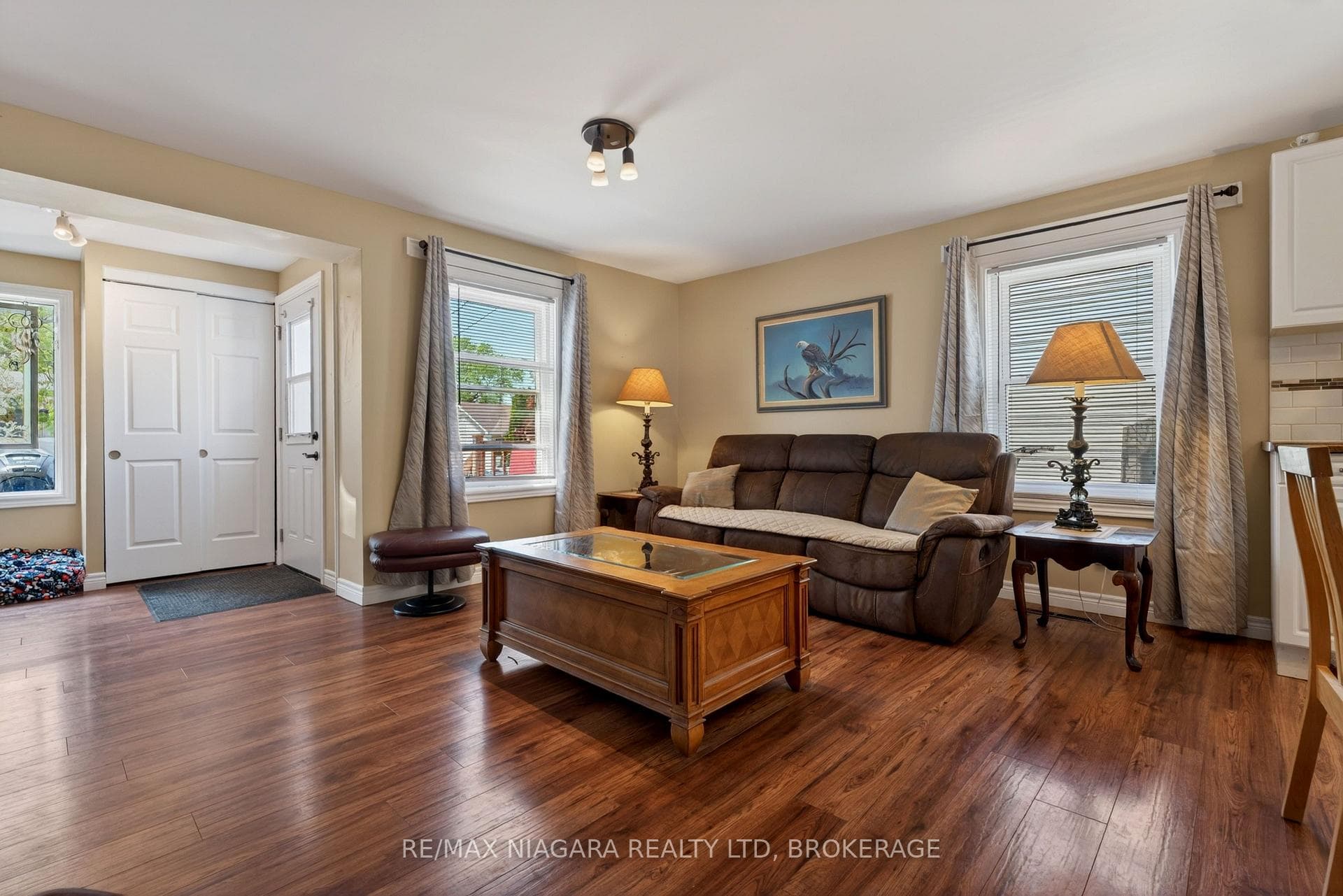 18 1/2 Willow Street photo 5