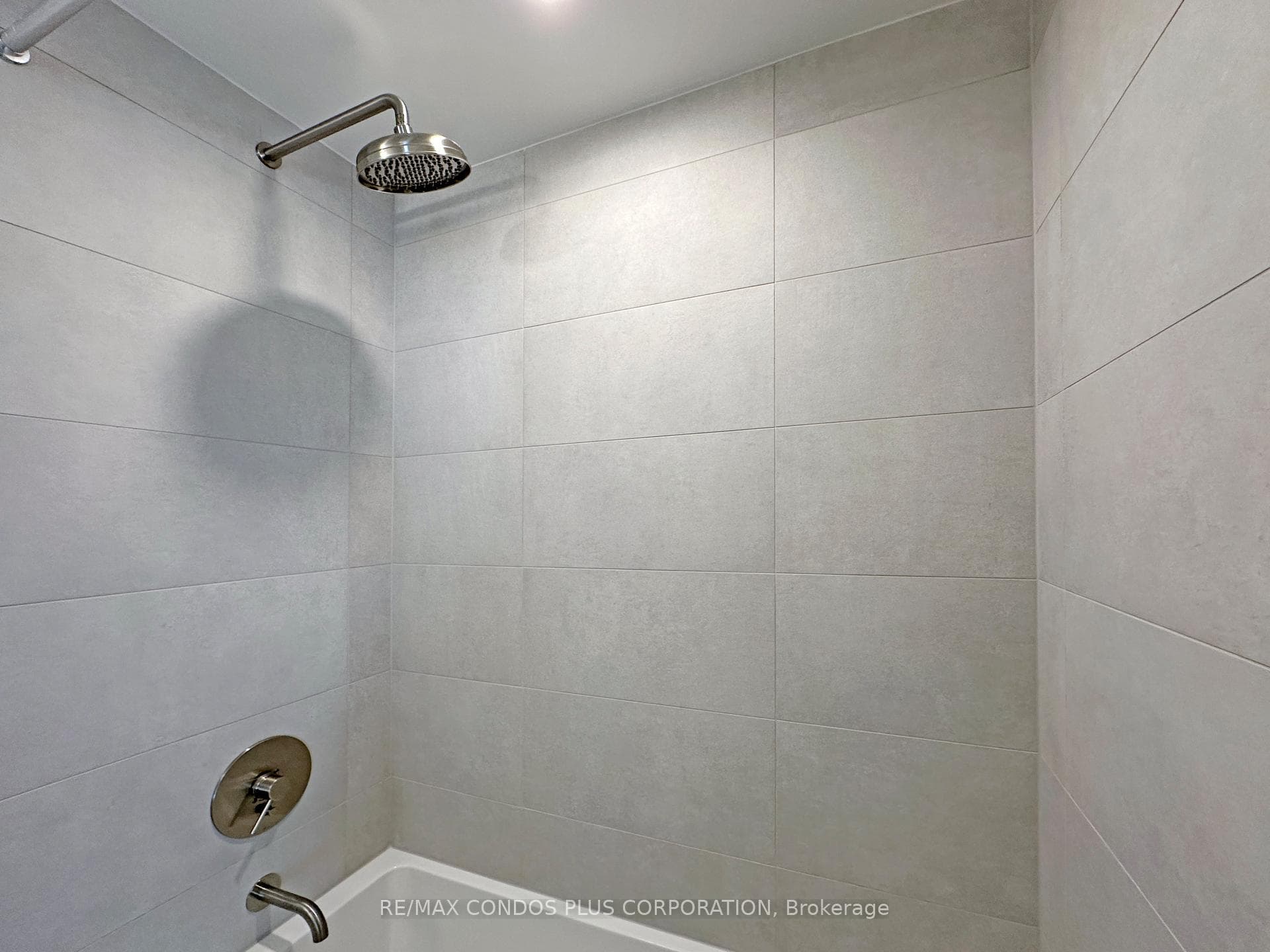 2020 Bathurst Street Unit 1117 photo 20