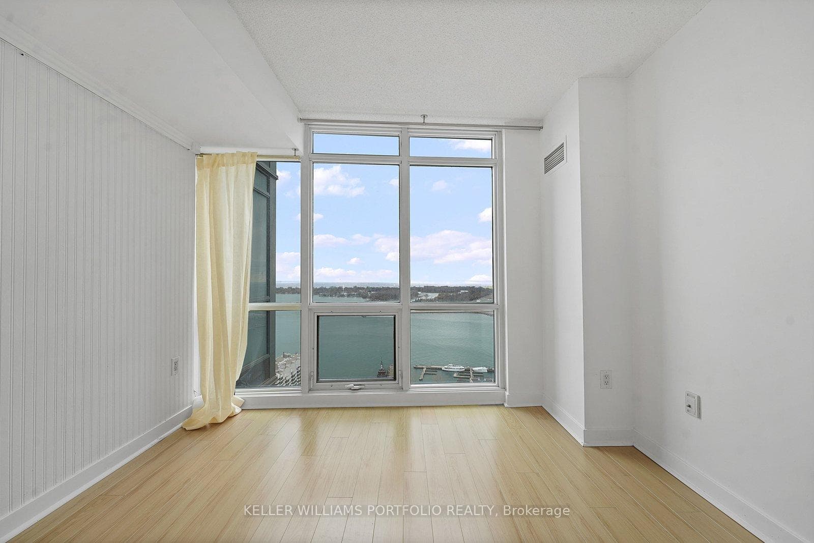 11 Brunel Court Unit 3711 photo 28