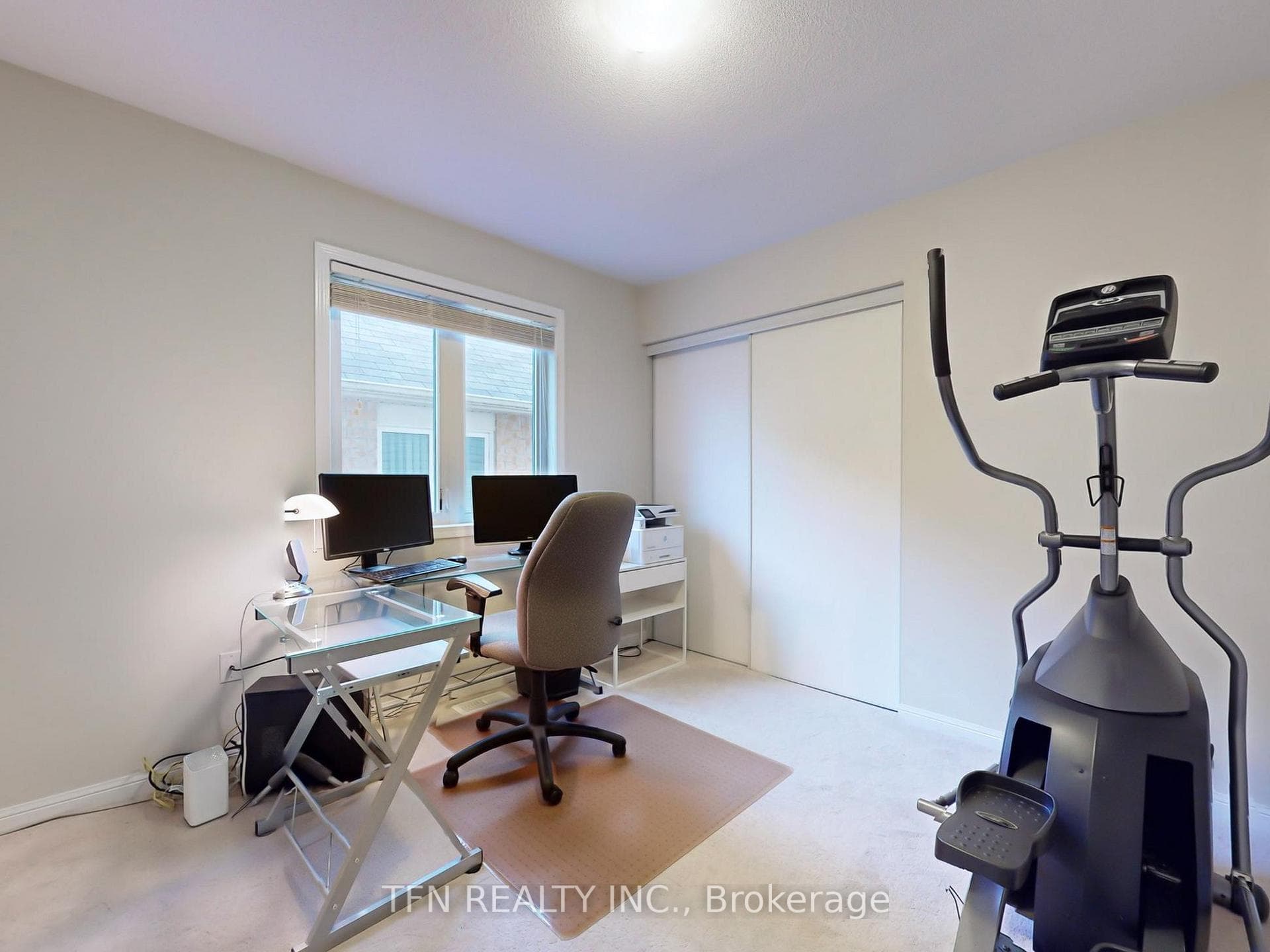 1715 Kalmar Avenue photo 33