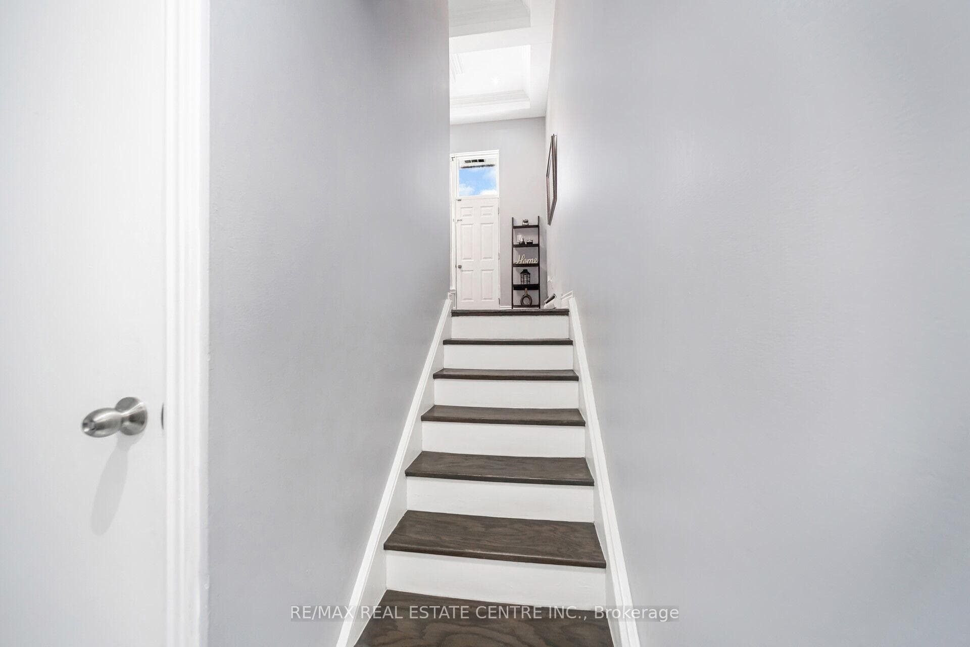 35 Briar Path photo 13