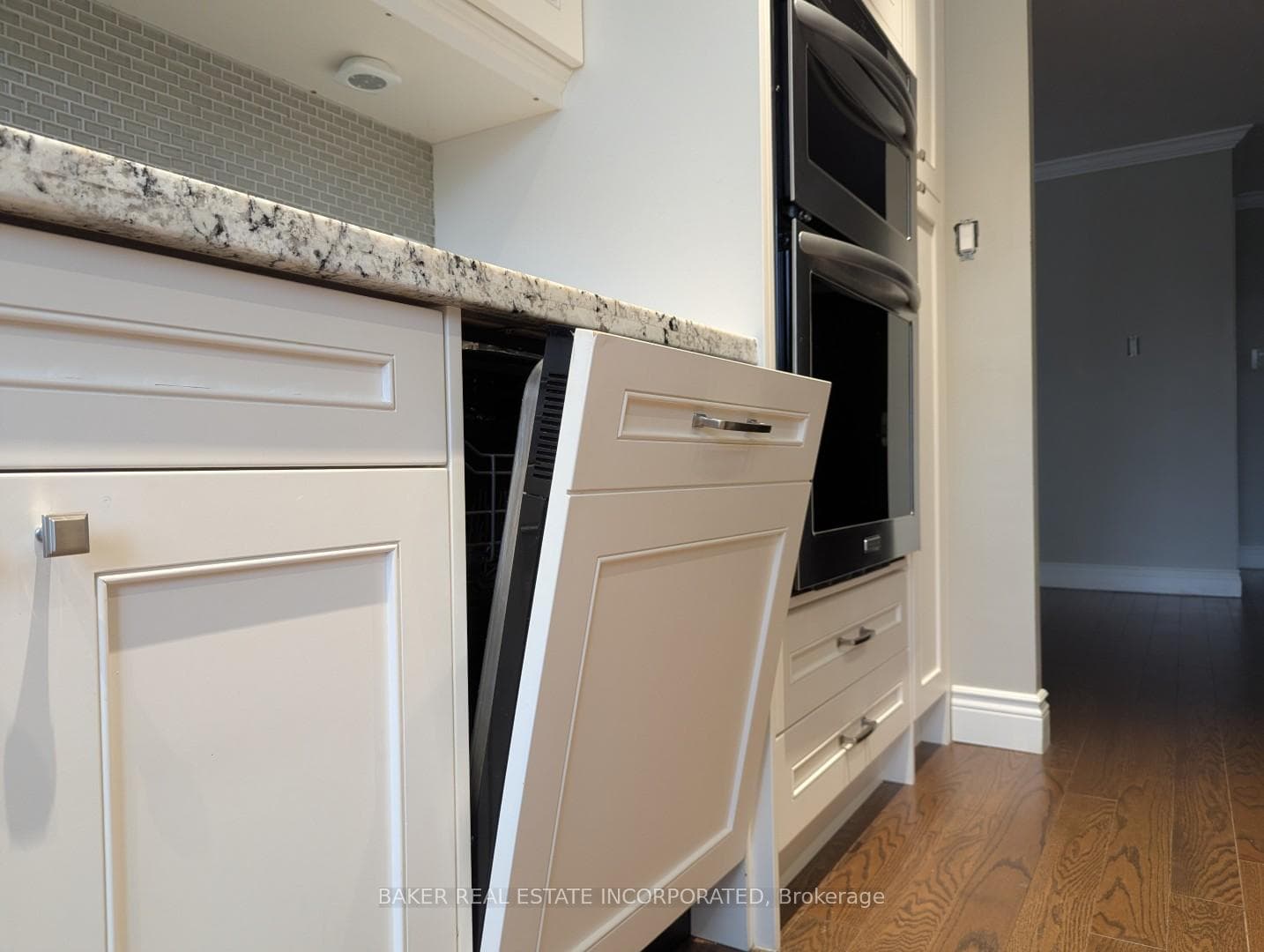 Unit 113 - Panel Integrated Dishwasher