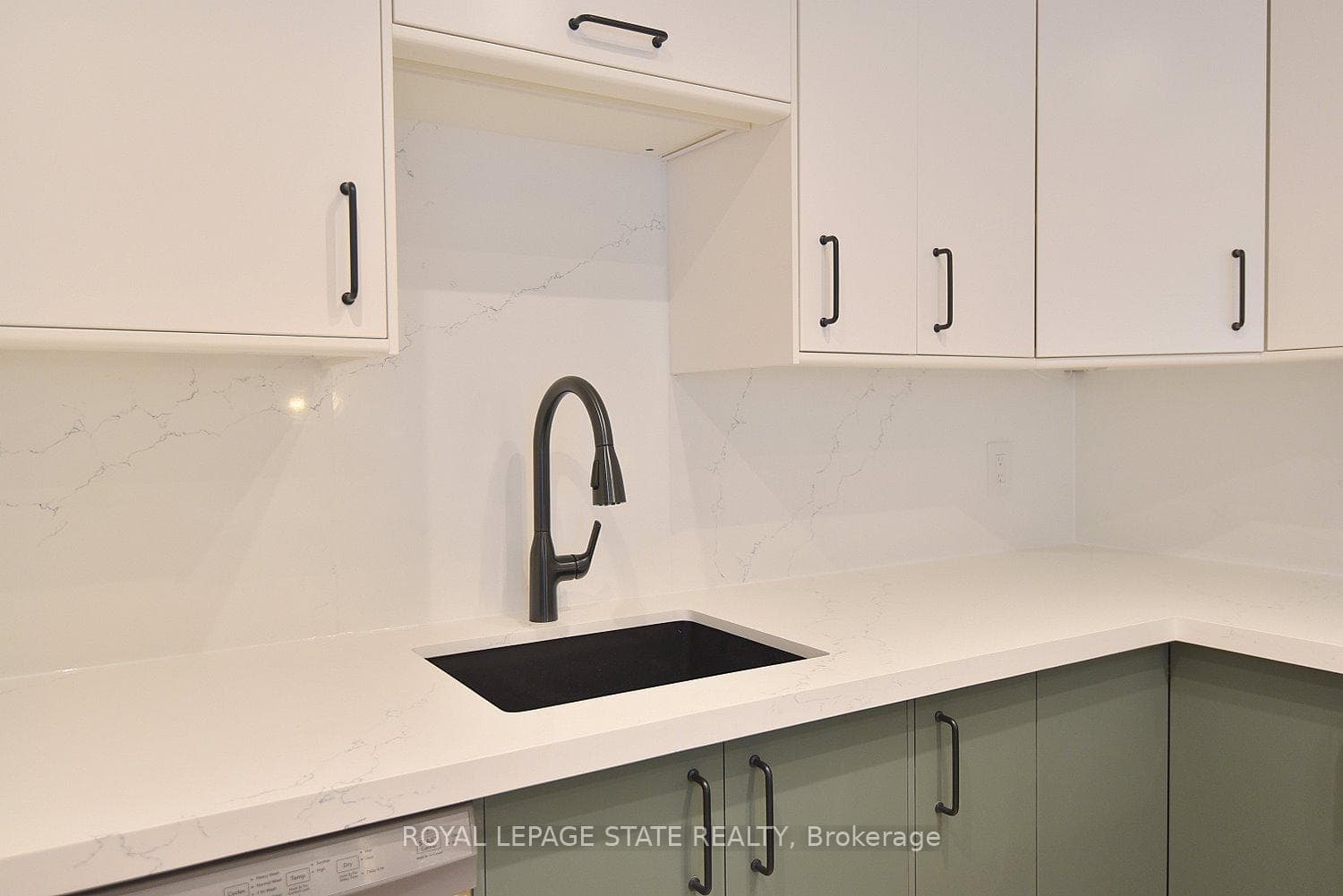 25 The Esplanade N/A Unit 519 photo 6