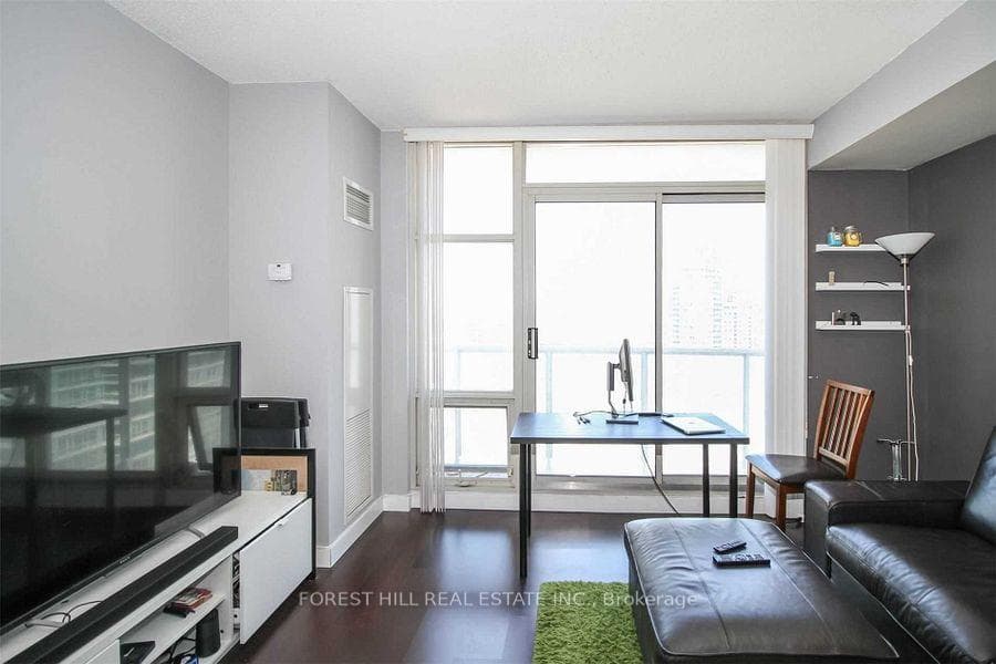 10 Navy Wharf Court Unit 2505 photo 2