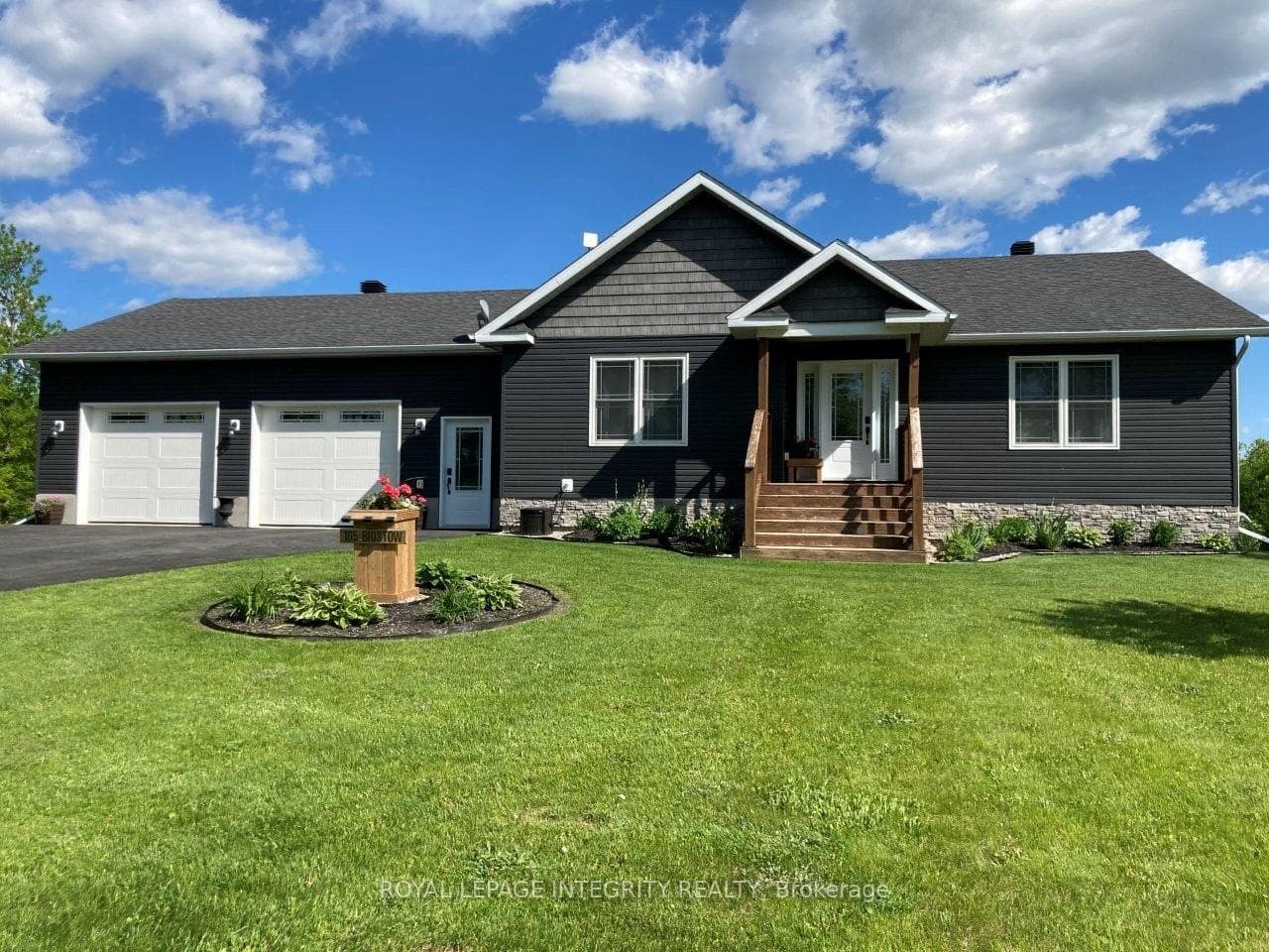 165 Bristow Drive photo 3
