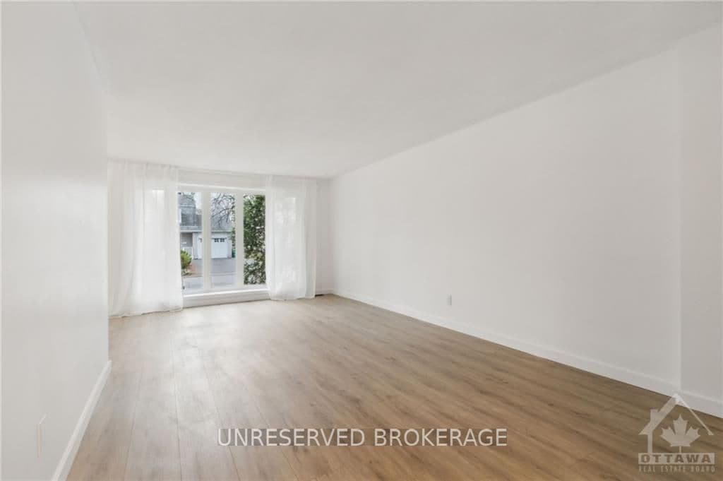 1126 ELMLEA Drive photo 9