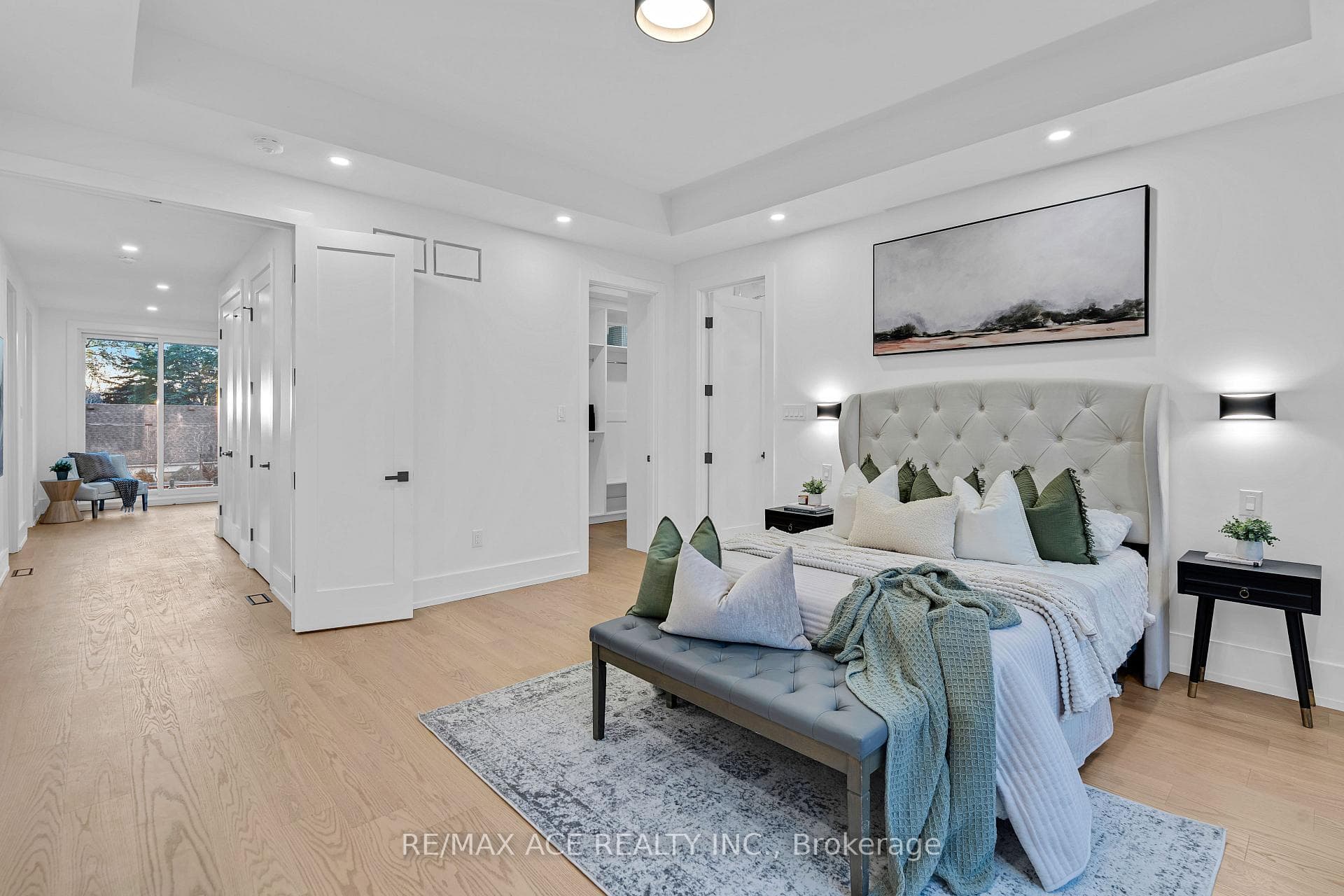 175 Harewood Avenue photo 22