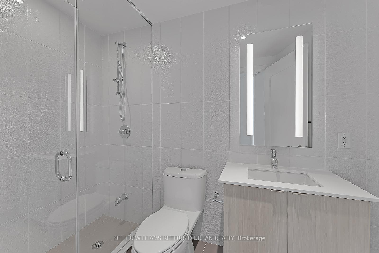585 Bloor Street Unit 4118 photo 17