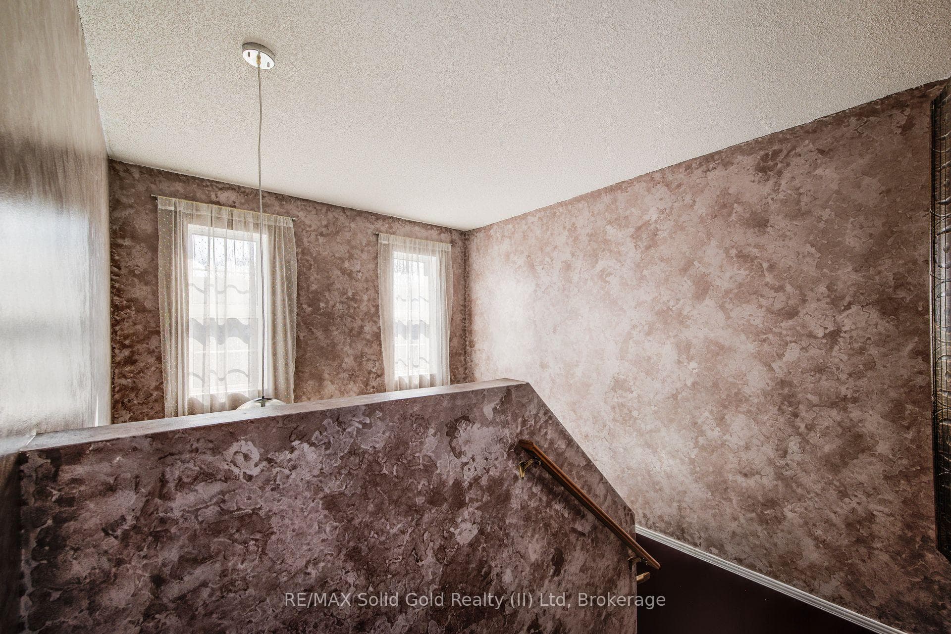 90 Mooregate Crescent photo 21