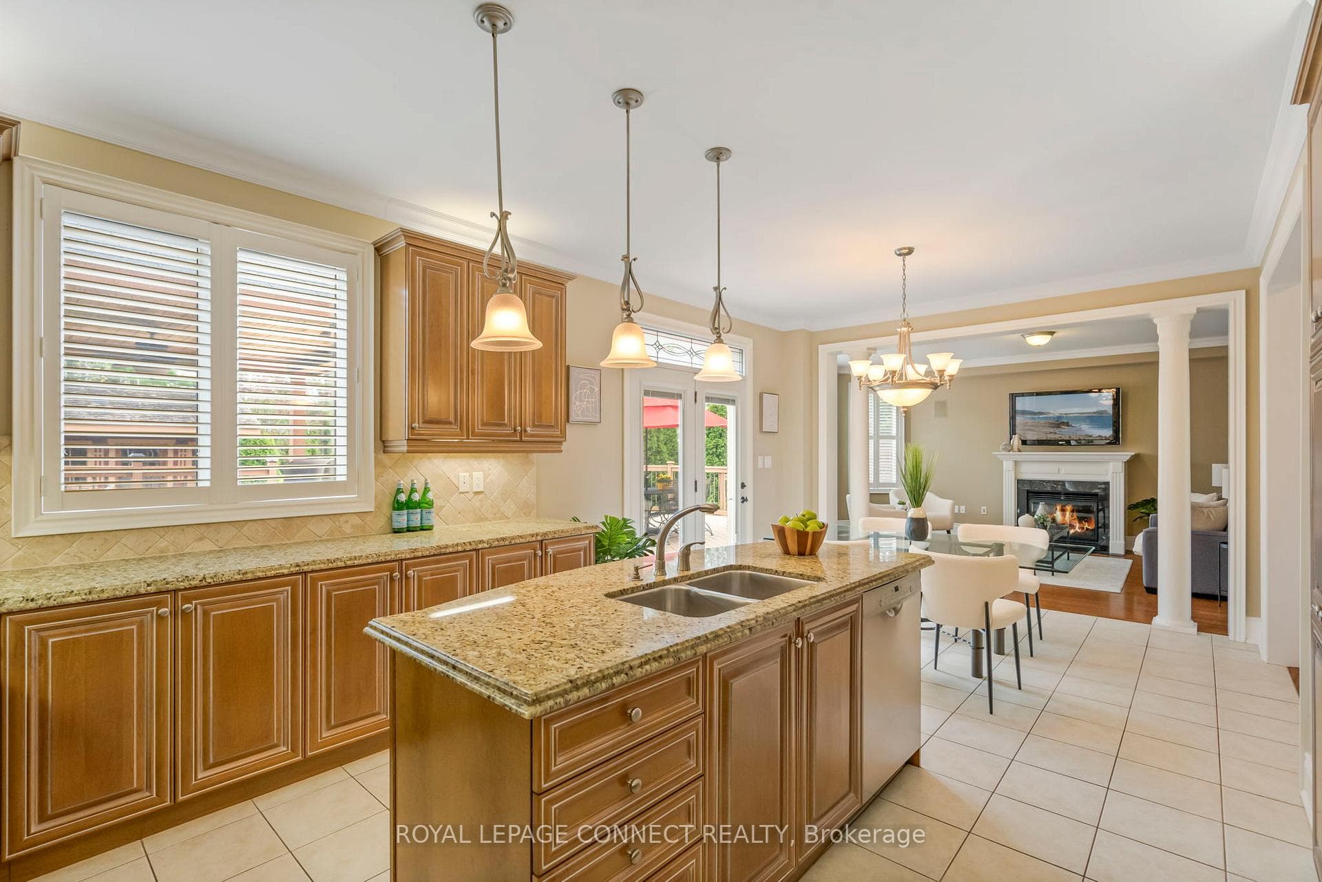 1063 Nellie Little Crescent photo 18