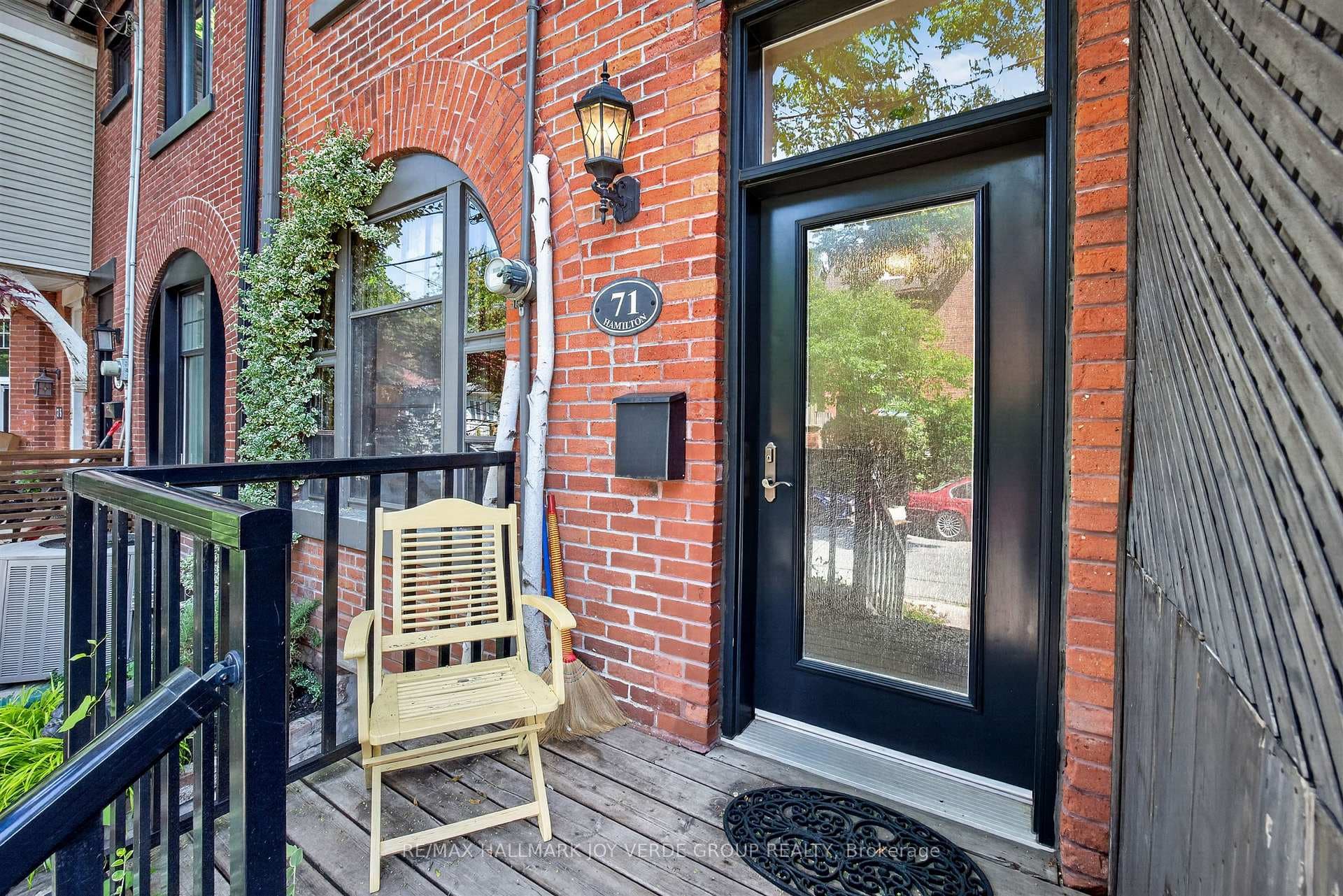 71 Hamilton Street photo 3