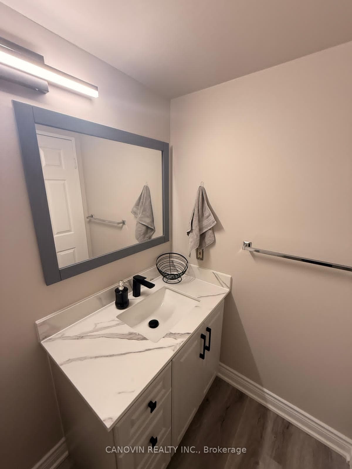 55 Elm Drive Unit 1401 photo 16