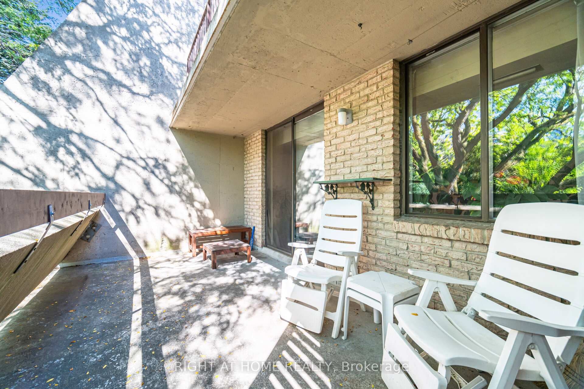 1250 Mississauga Valley Boulevard Unit 13 photo 12